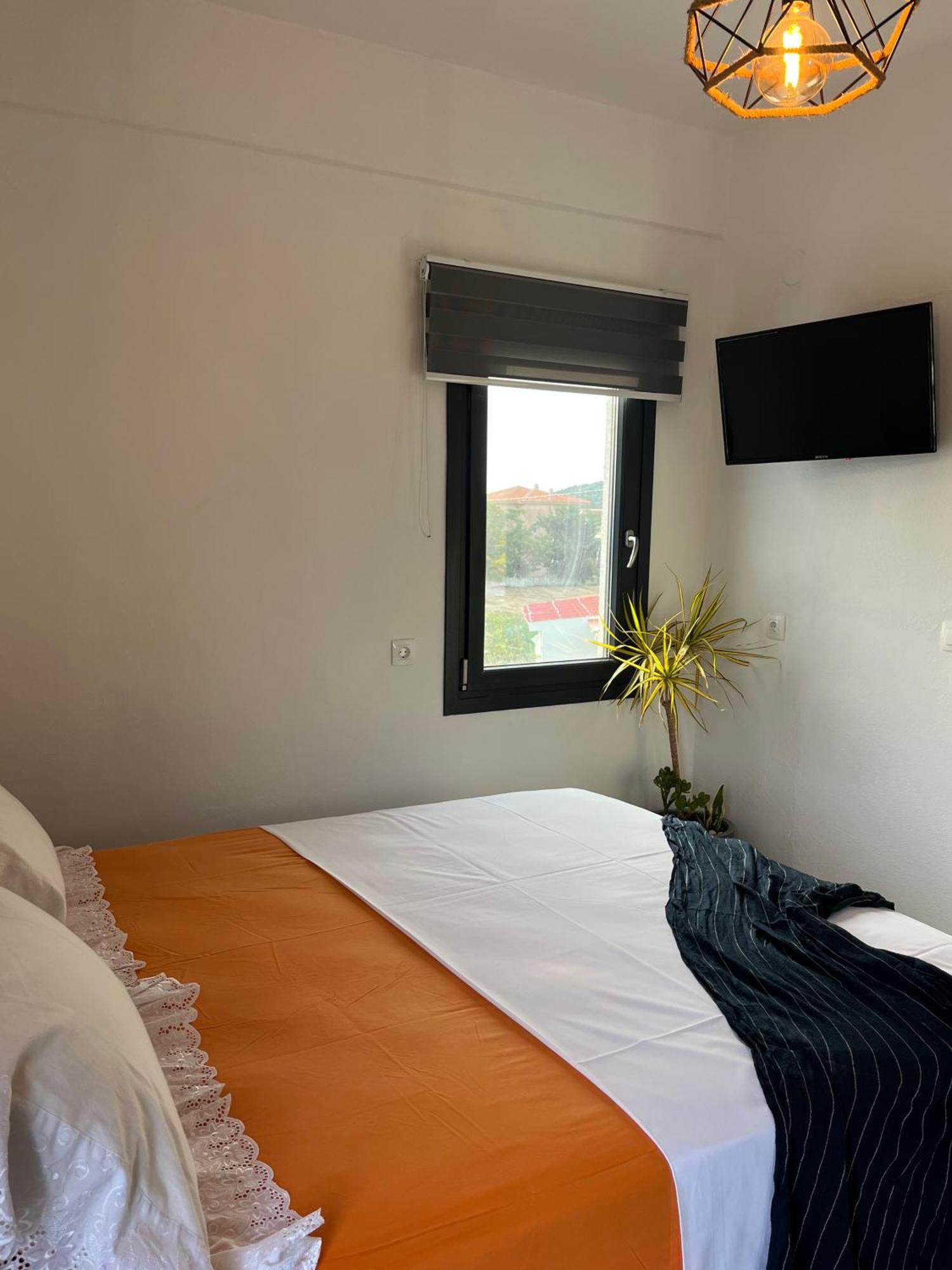 Miranda Roshi Apartment *