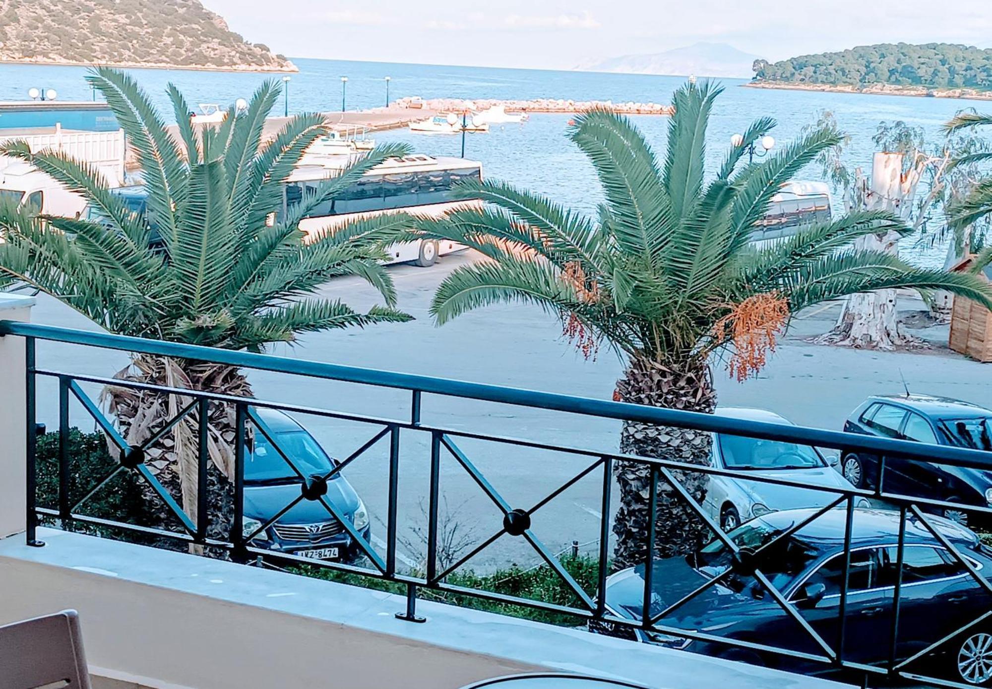 Port Luxury Apartment *