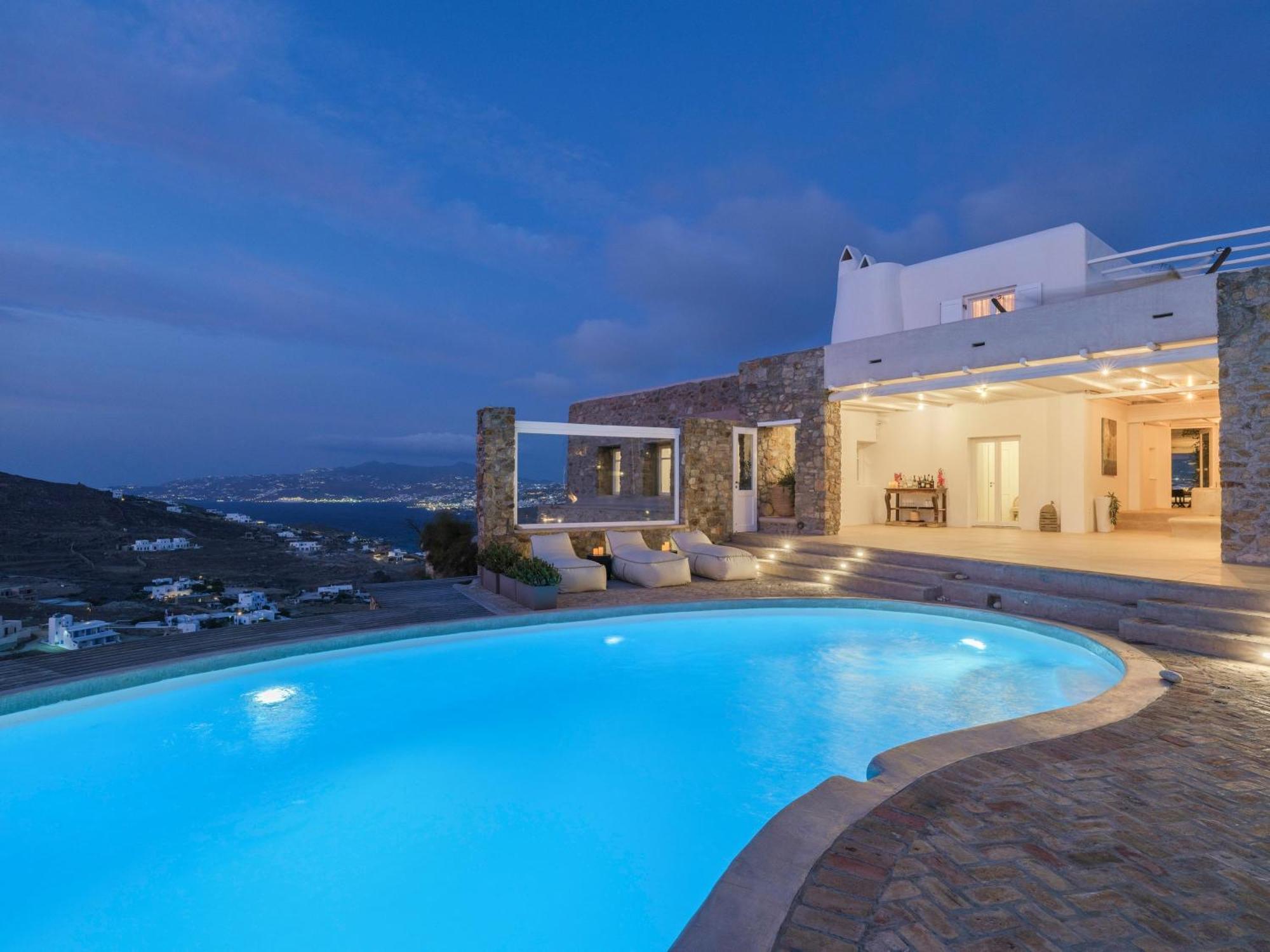 Tavani Agios Ioannis Mykonos * Agios Ioannis Diakoftis