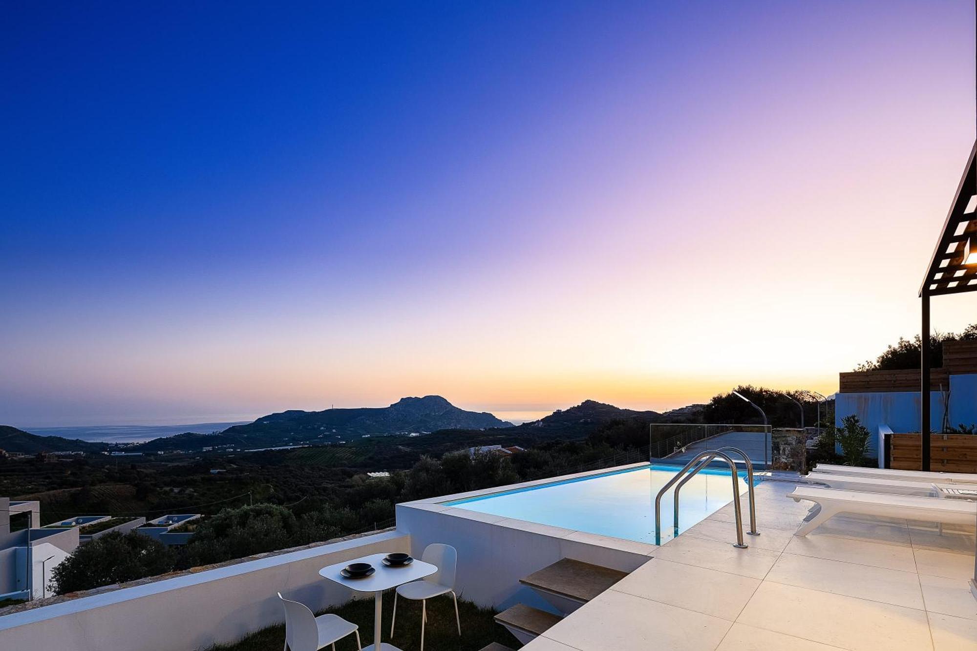 July Villa Mariou