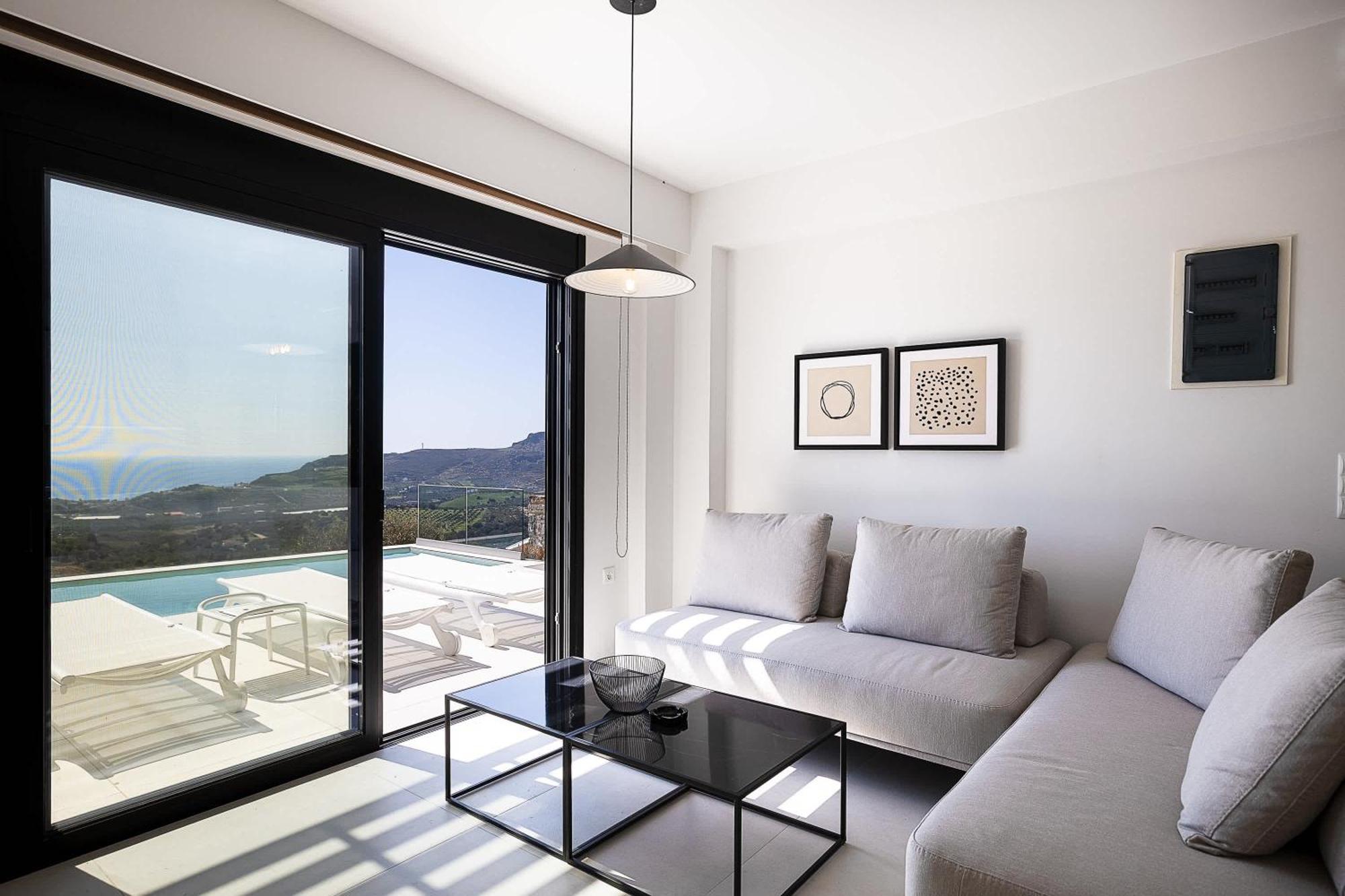 Villa July Mariou