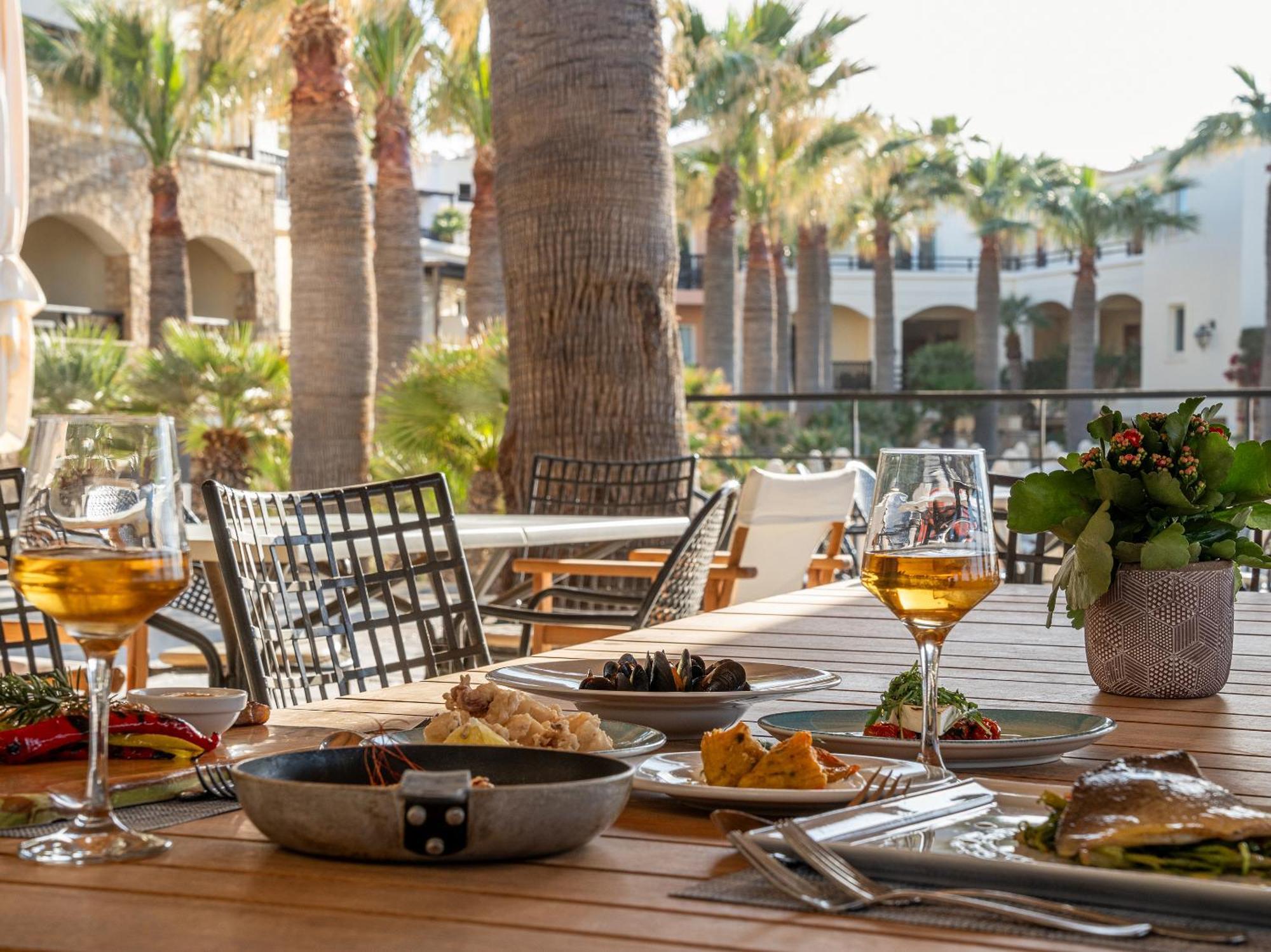 Hotel Grecotel Marine Palace & Aqua Park 4*