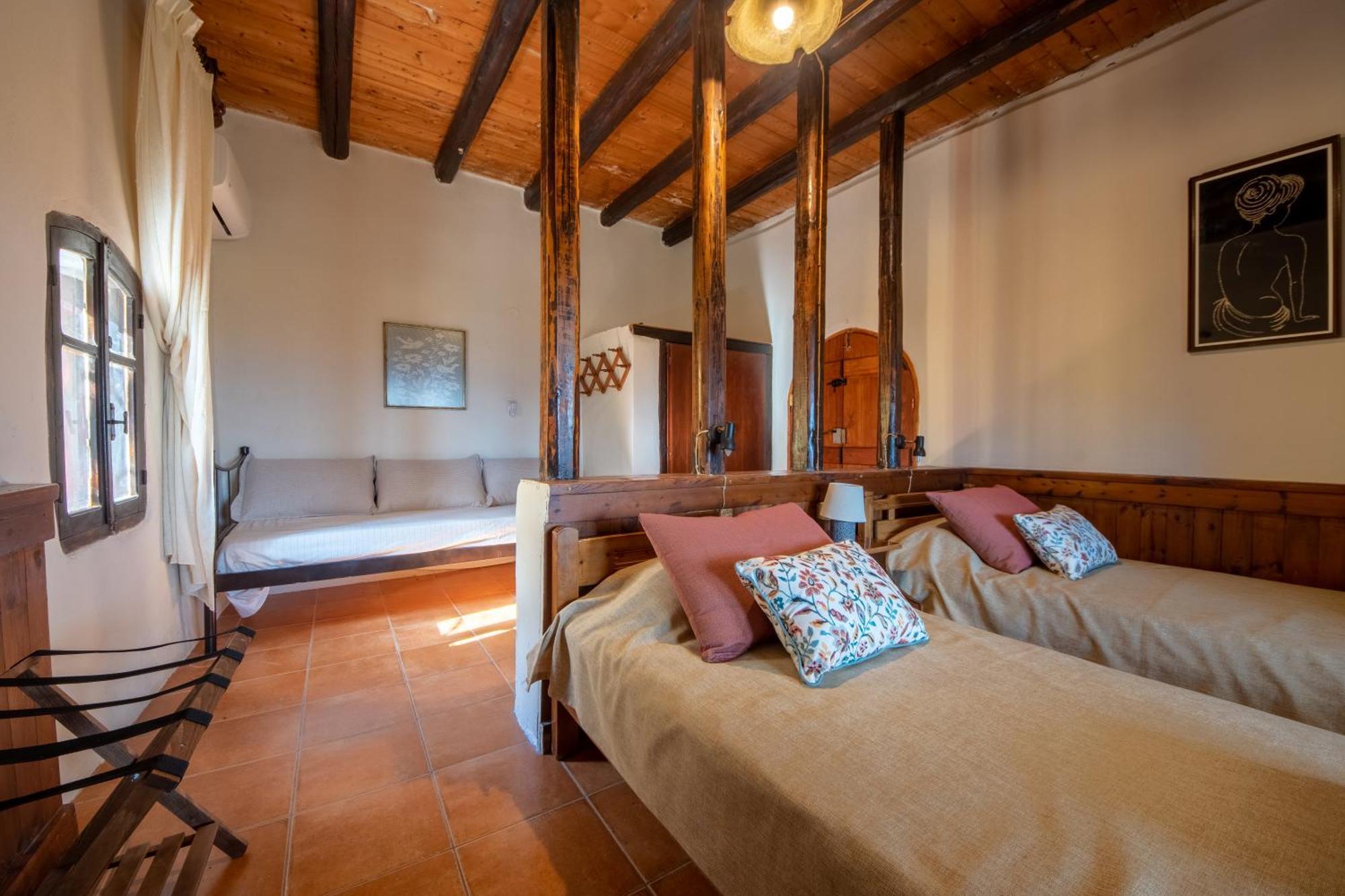 Anemole Traditional Cretan Villa