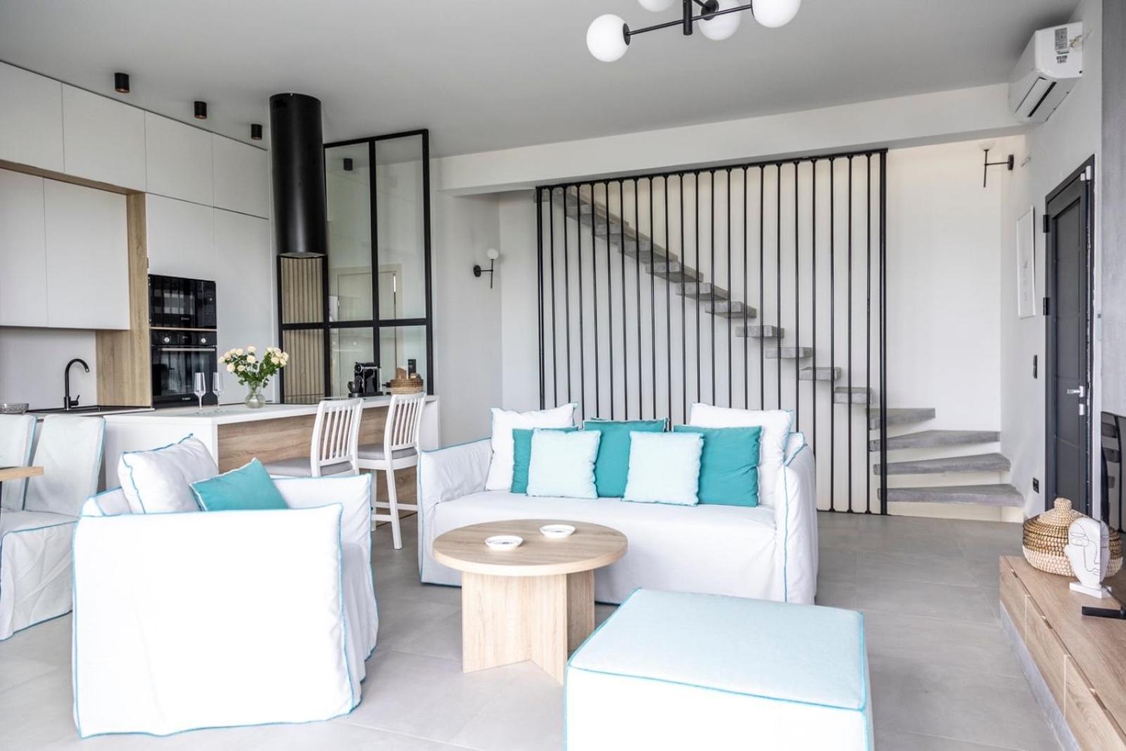 Grace Villa Polychrono