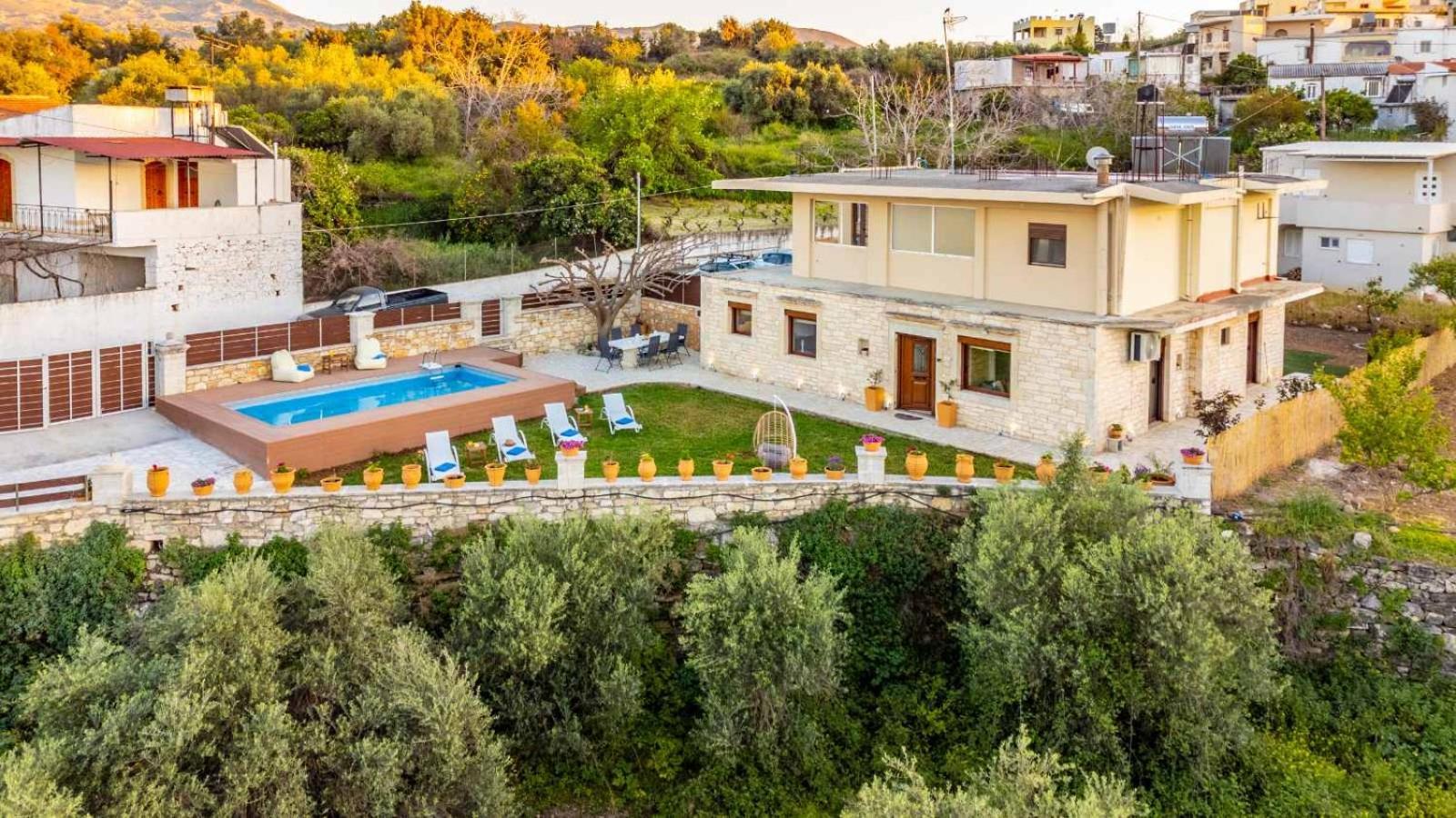 Stone With Private Pool Villa Alfa