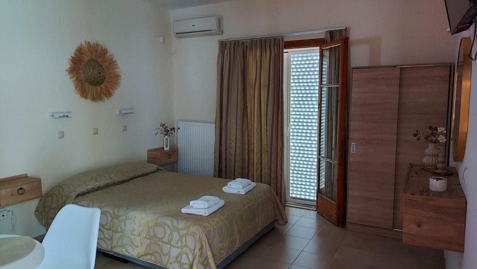 Sea Breeze Aparthotel