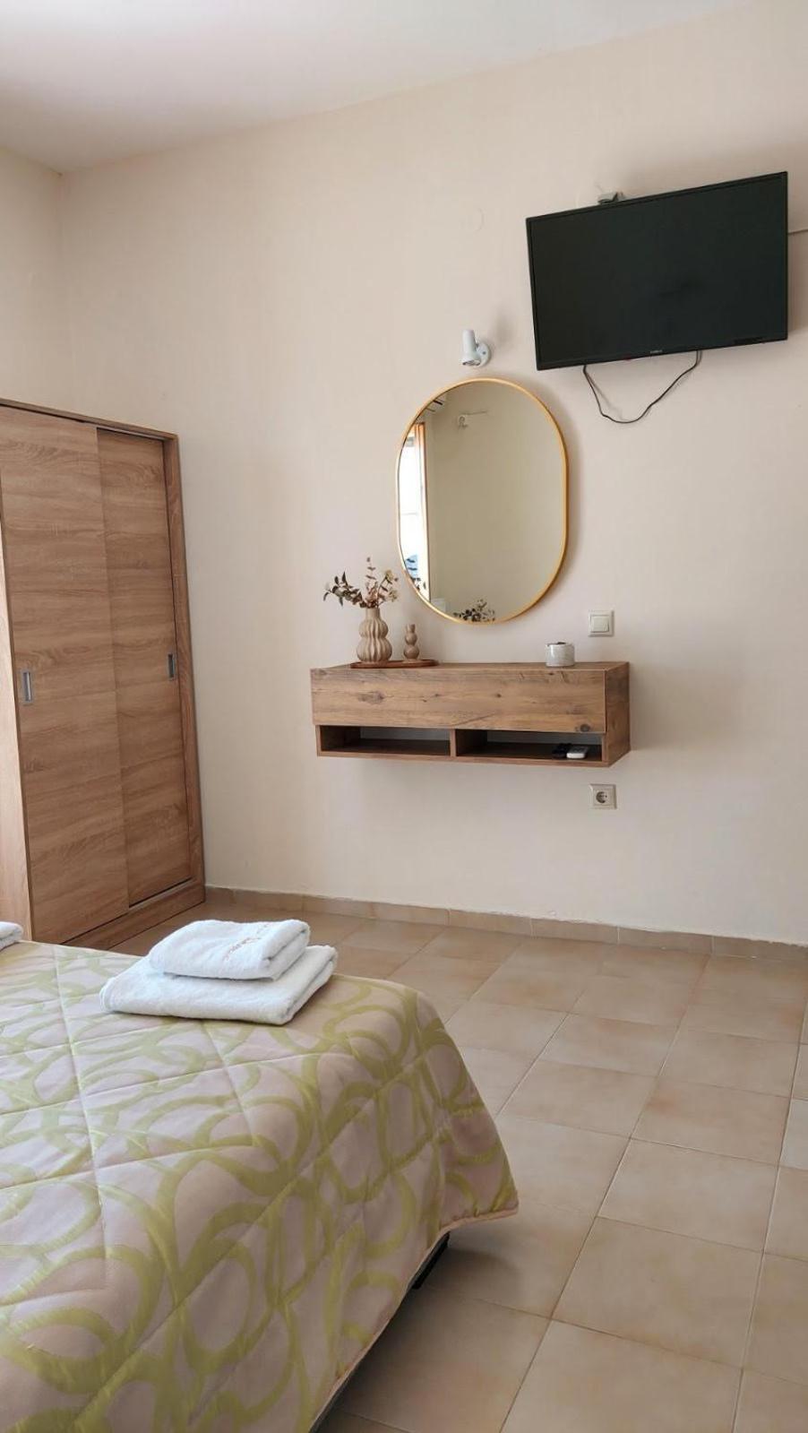 Sea Breeze Aparthotel *