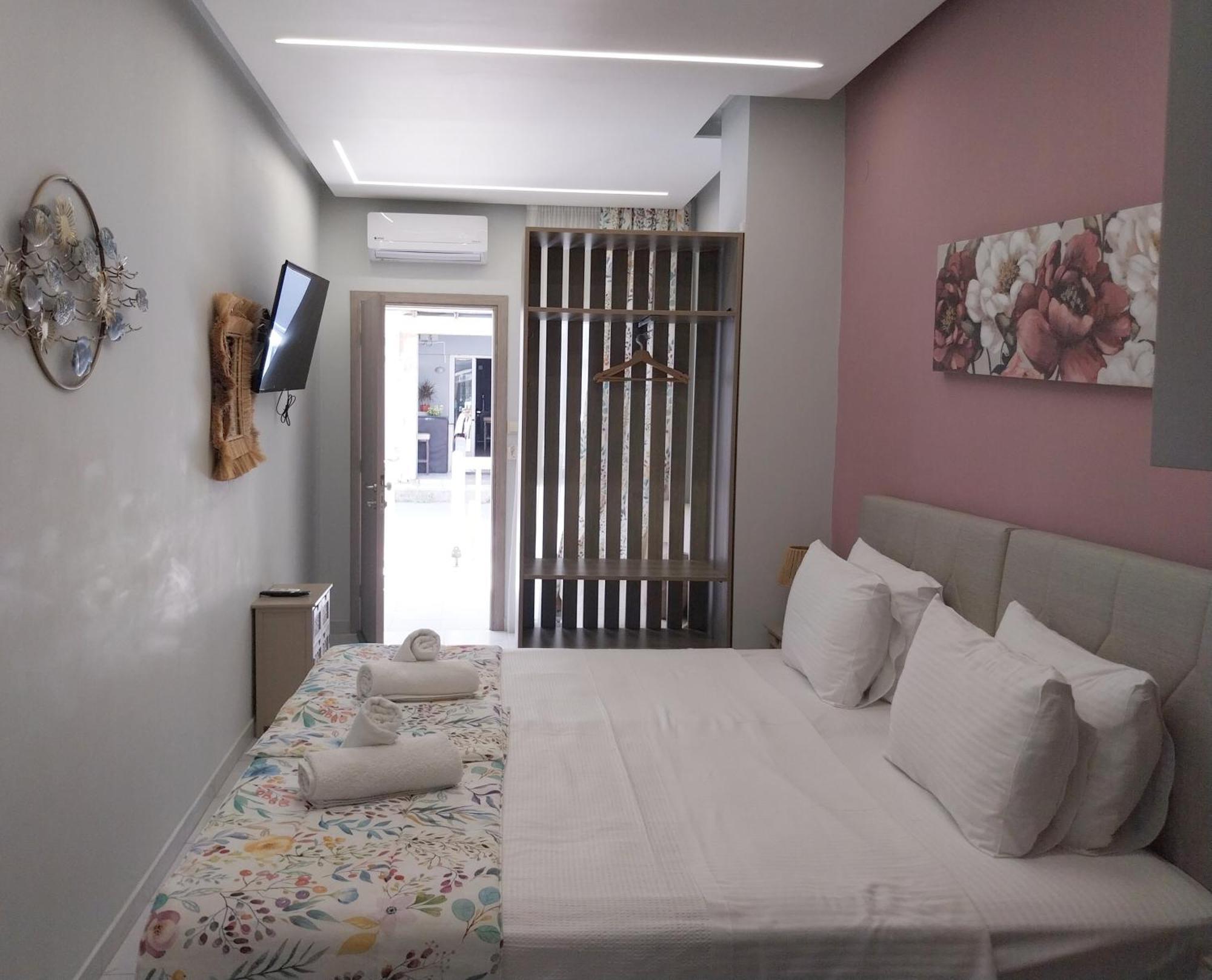 Aigialos Aparthotel