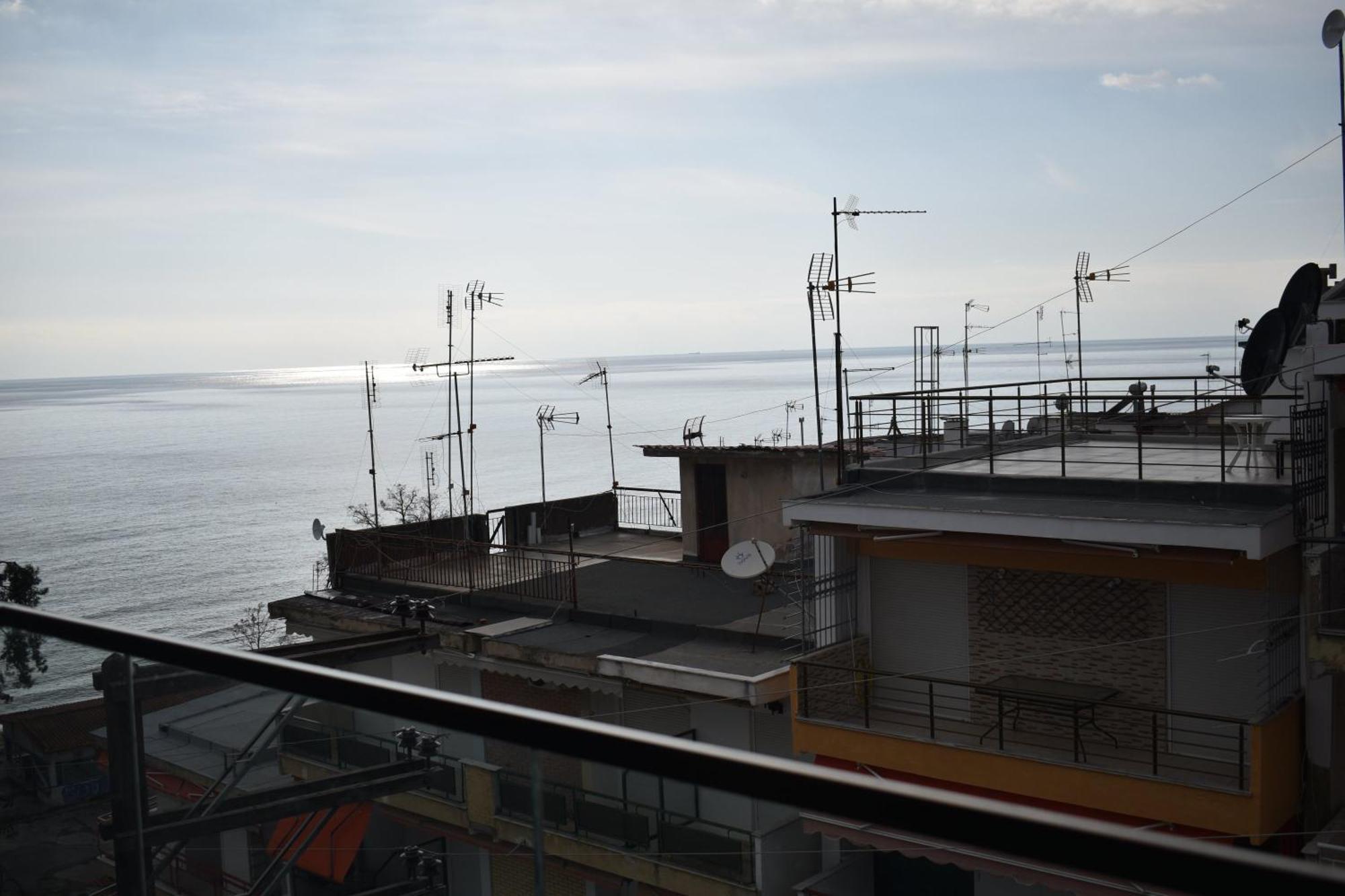 Amasing Sea View Apartment Nea Kallikrateia
