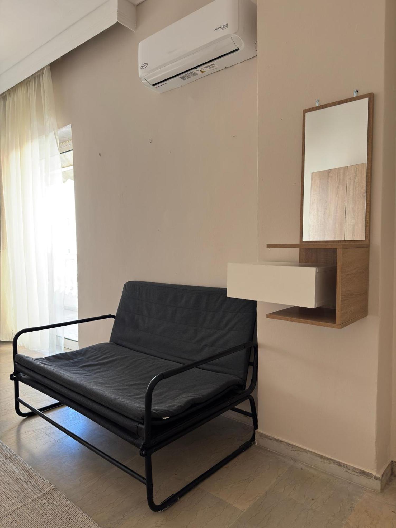 Poseidon's In Apartment