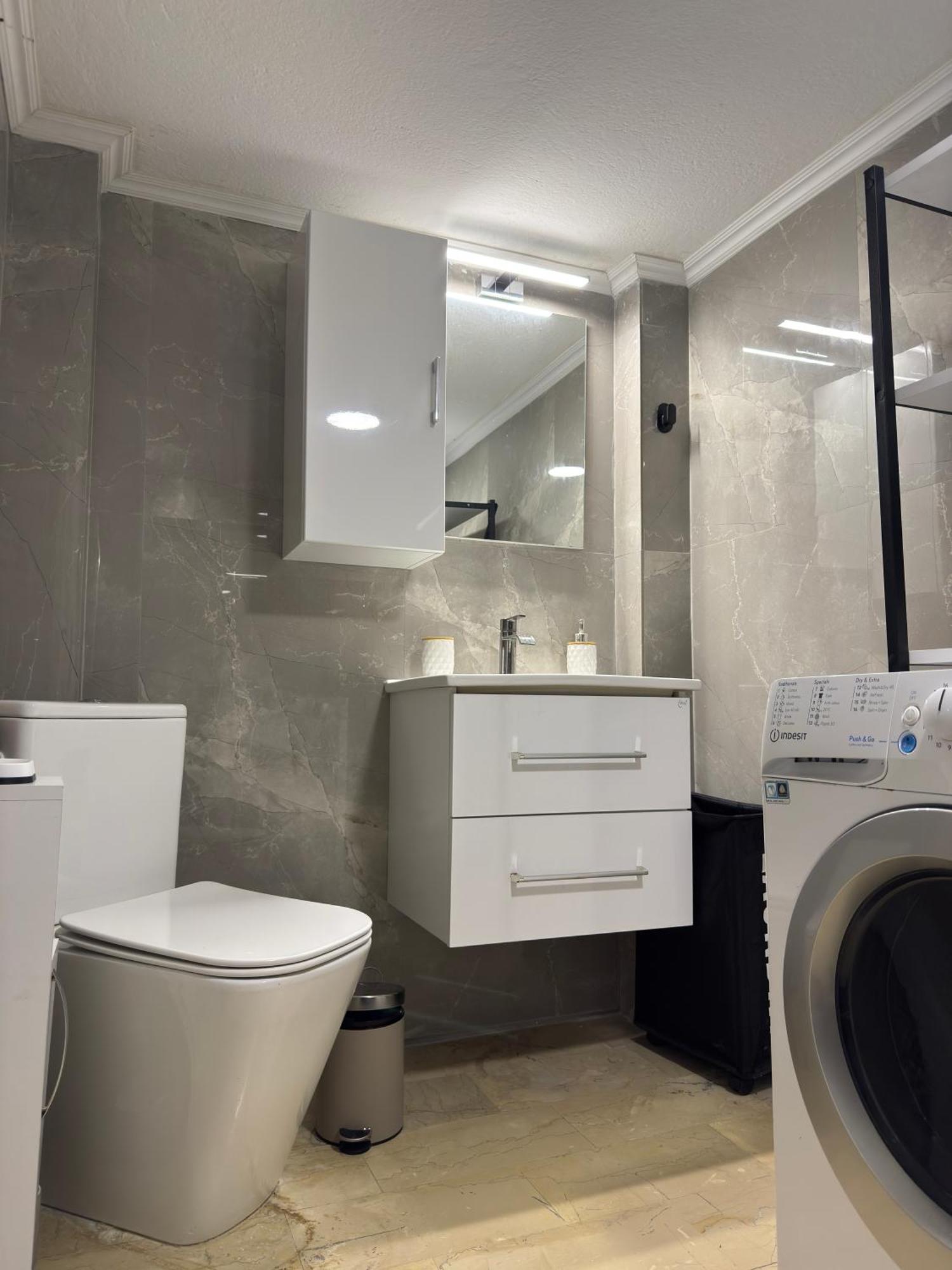 Poseidon's In Apartment