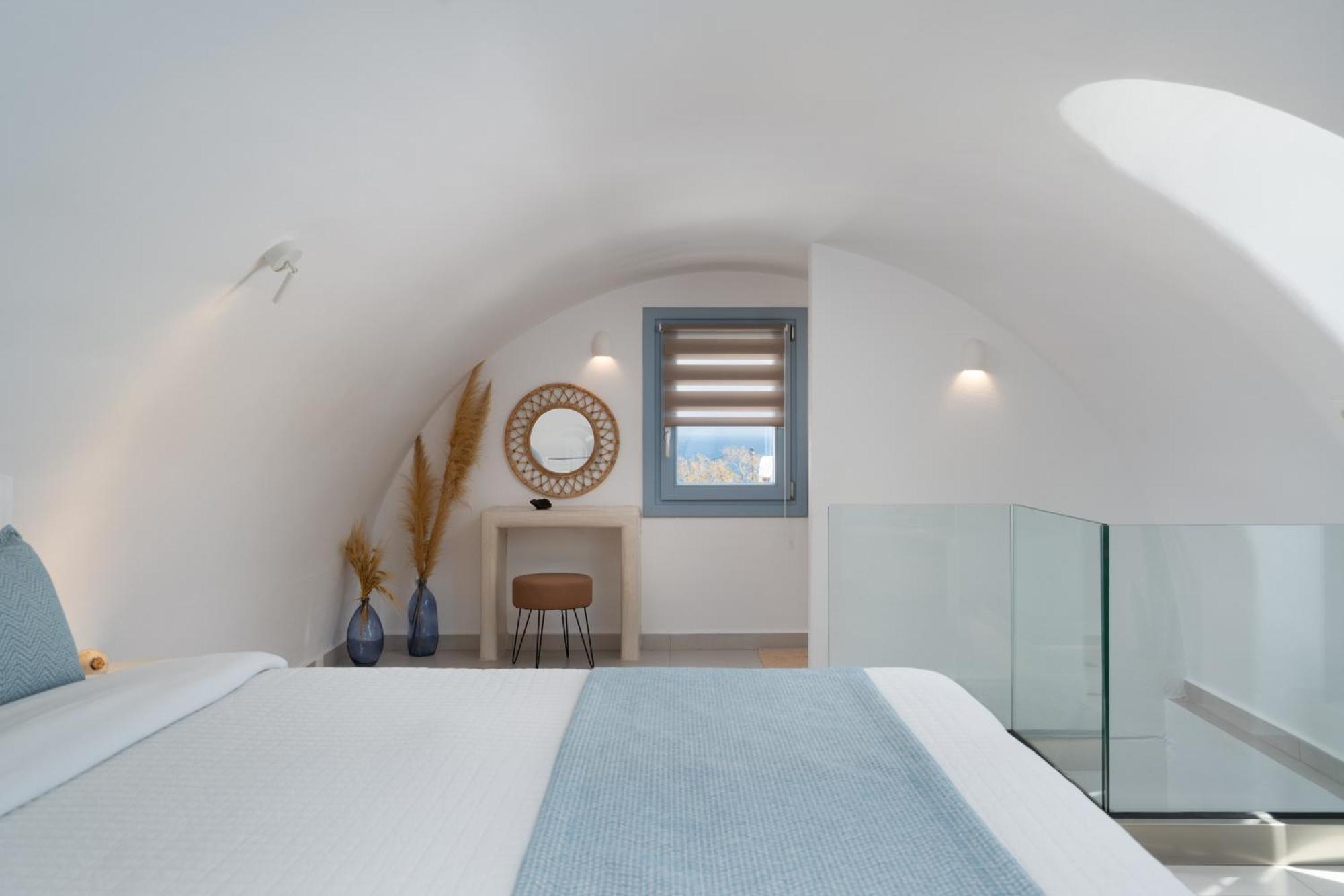 Michelangelo Apartment Oia (Santorini)