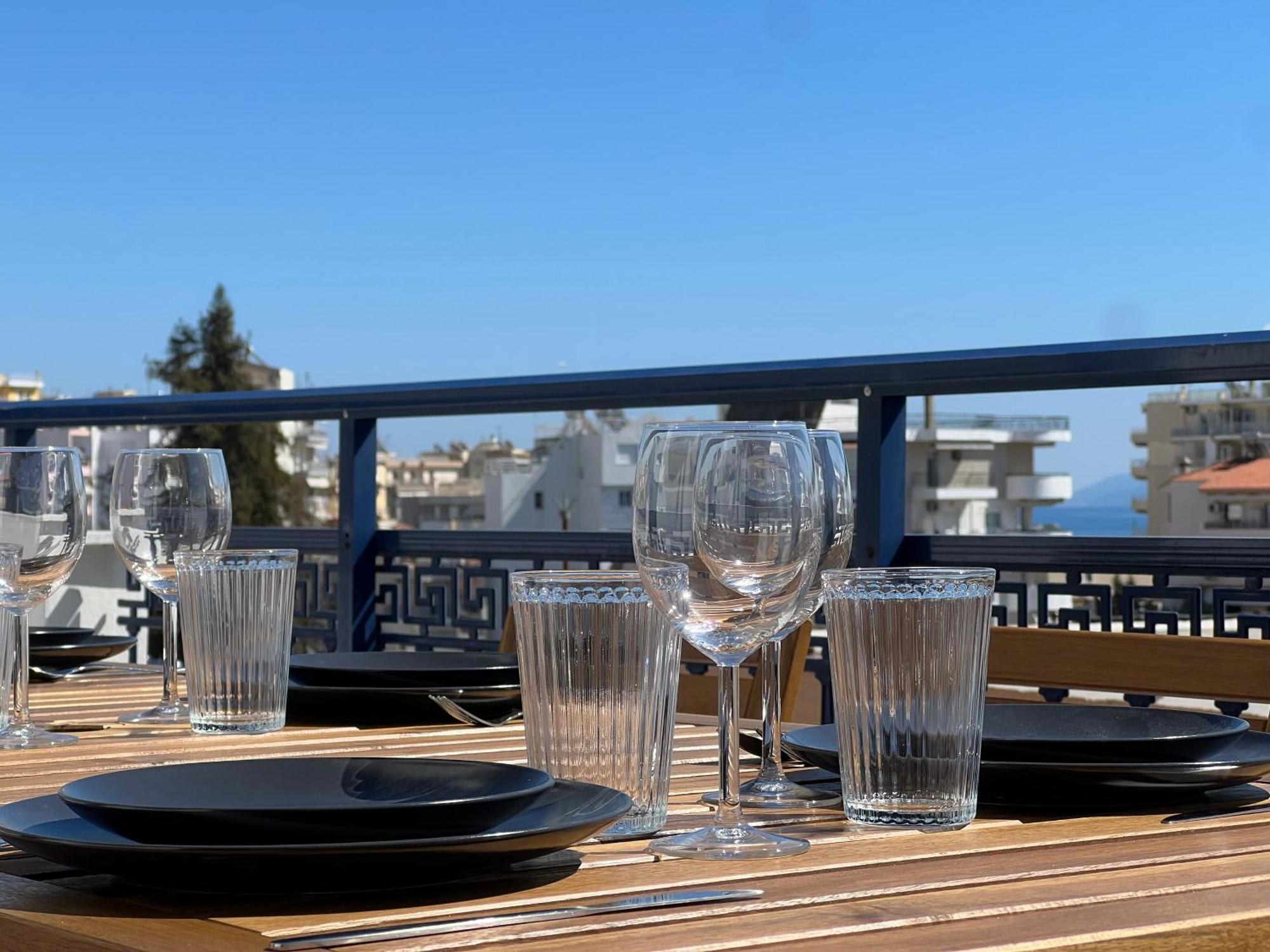 Maisonette With Stunning Terrace & Private Garage - By Solstad Kavala