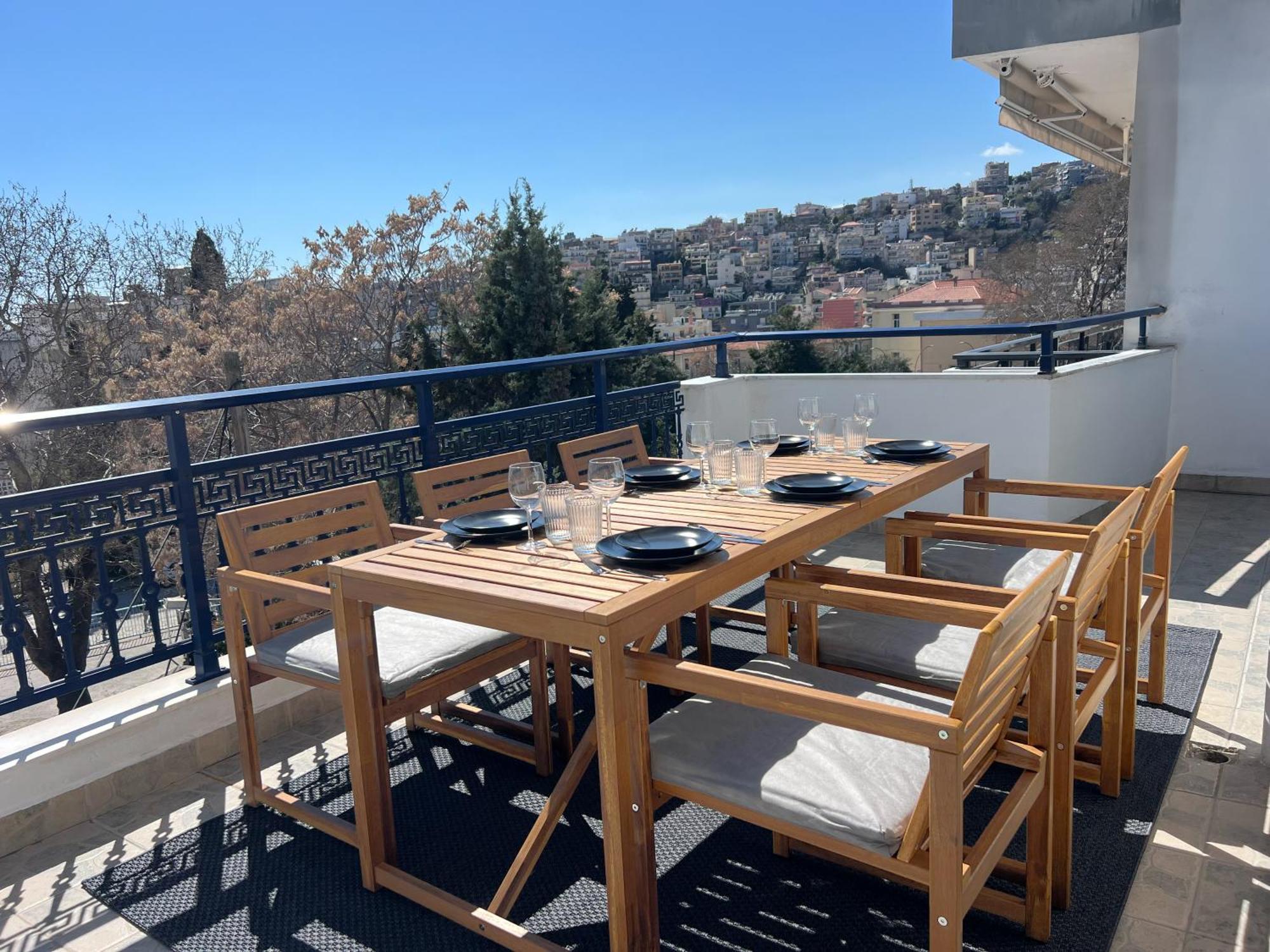 Maisonette With Stunning Terrace & Private Garage - By Solstad Apartment Kavala