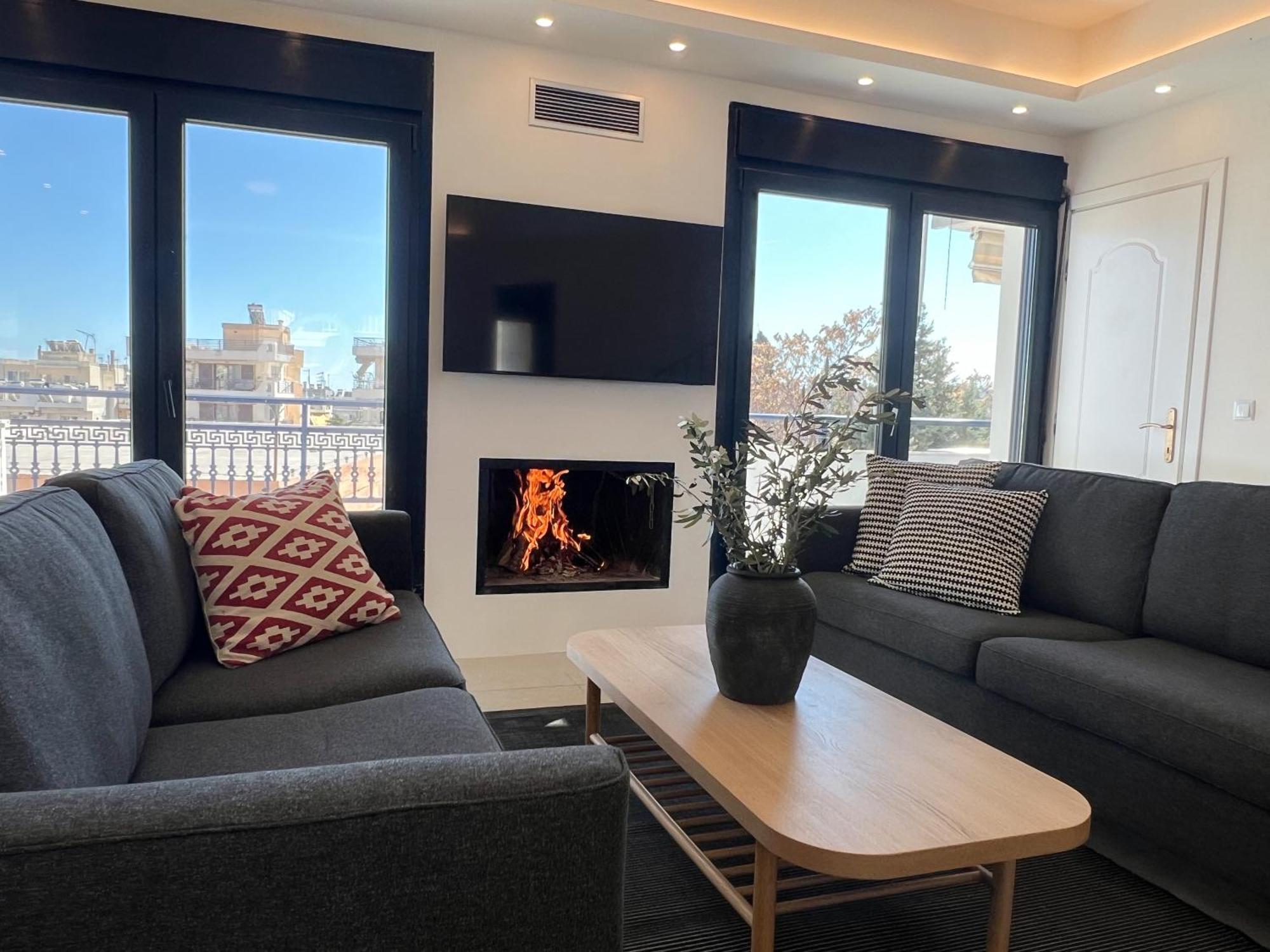 Maisonette With Stunning Terrace & Private Garage - By Solstad * Kavala