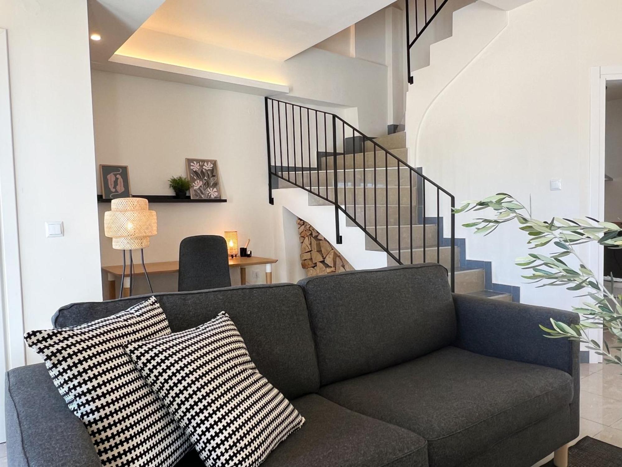 Maisonette With Stunning Terrace & Private Garage - By Solstad *