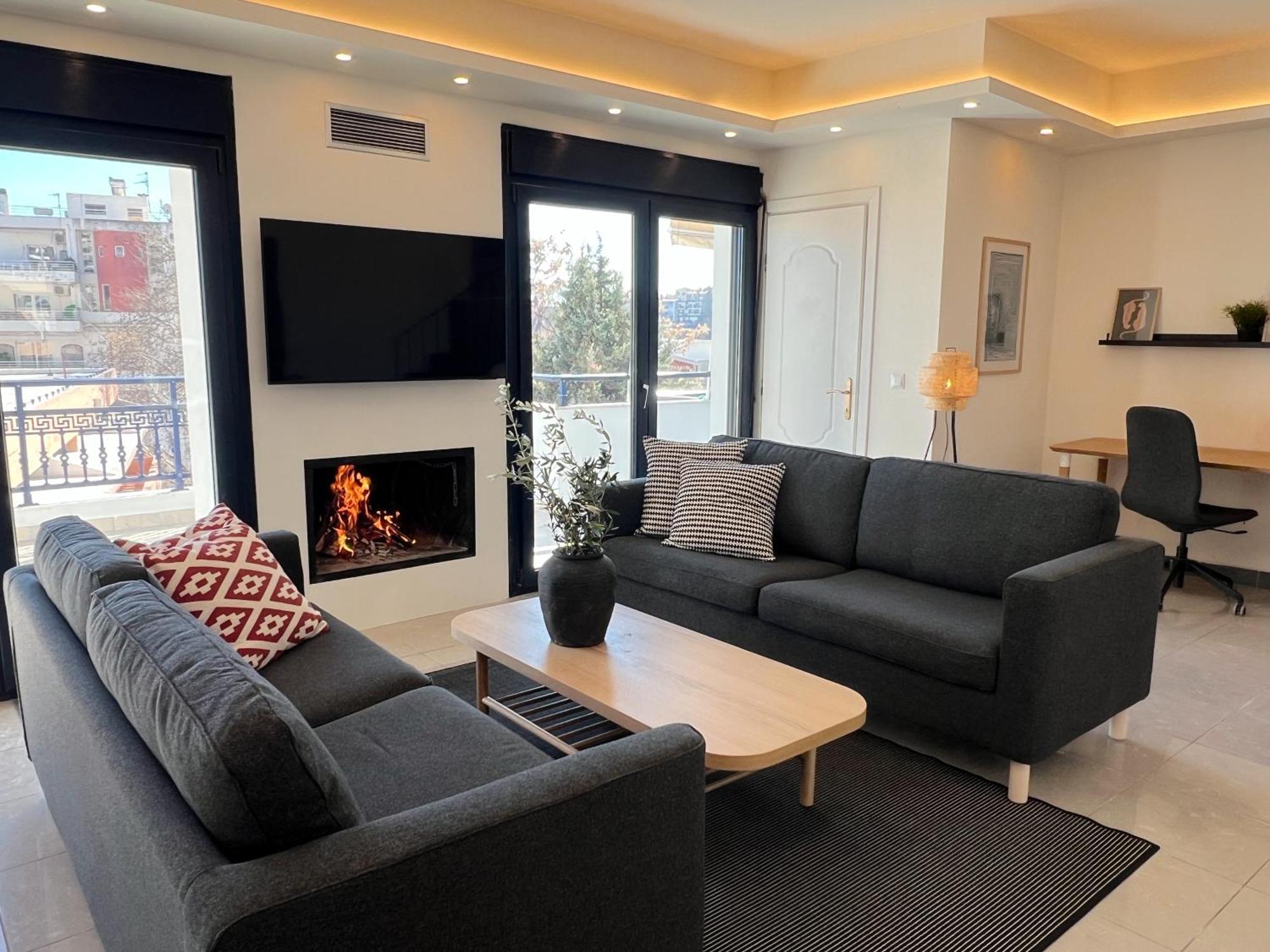 Maisonette With Stunning Terrace & Private Garage - By Solstad
