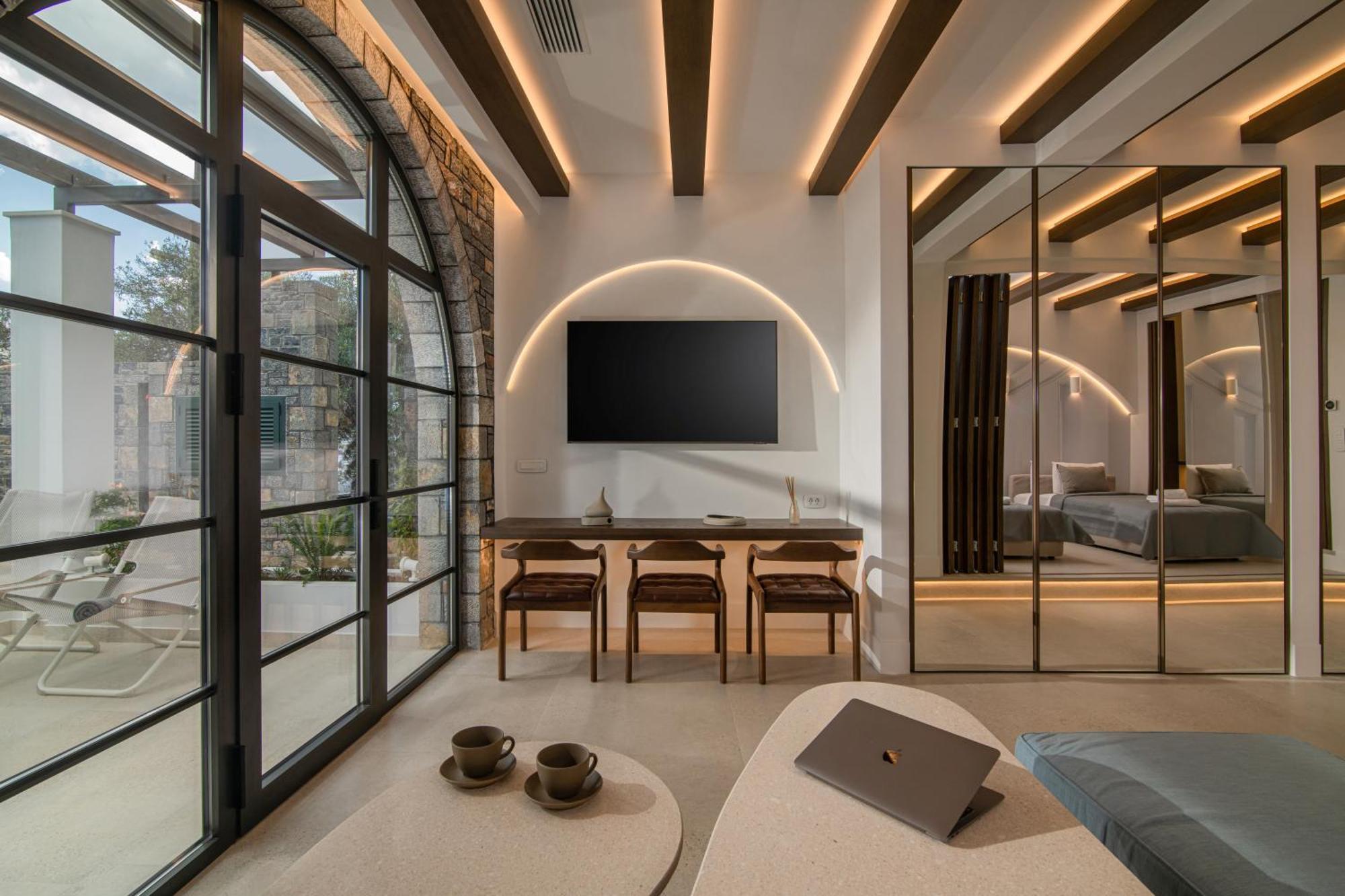 Riviera Villa *