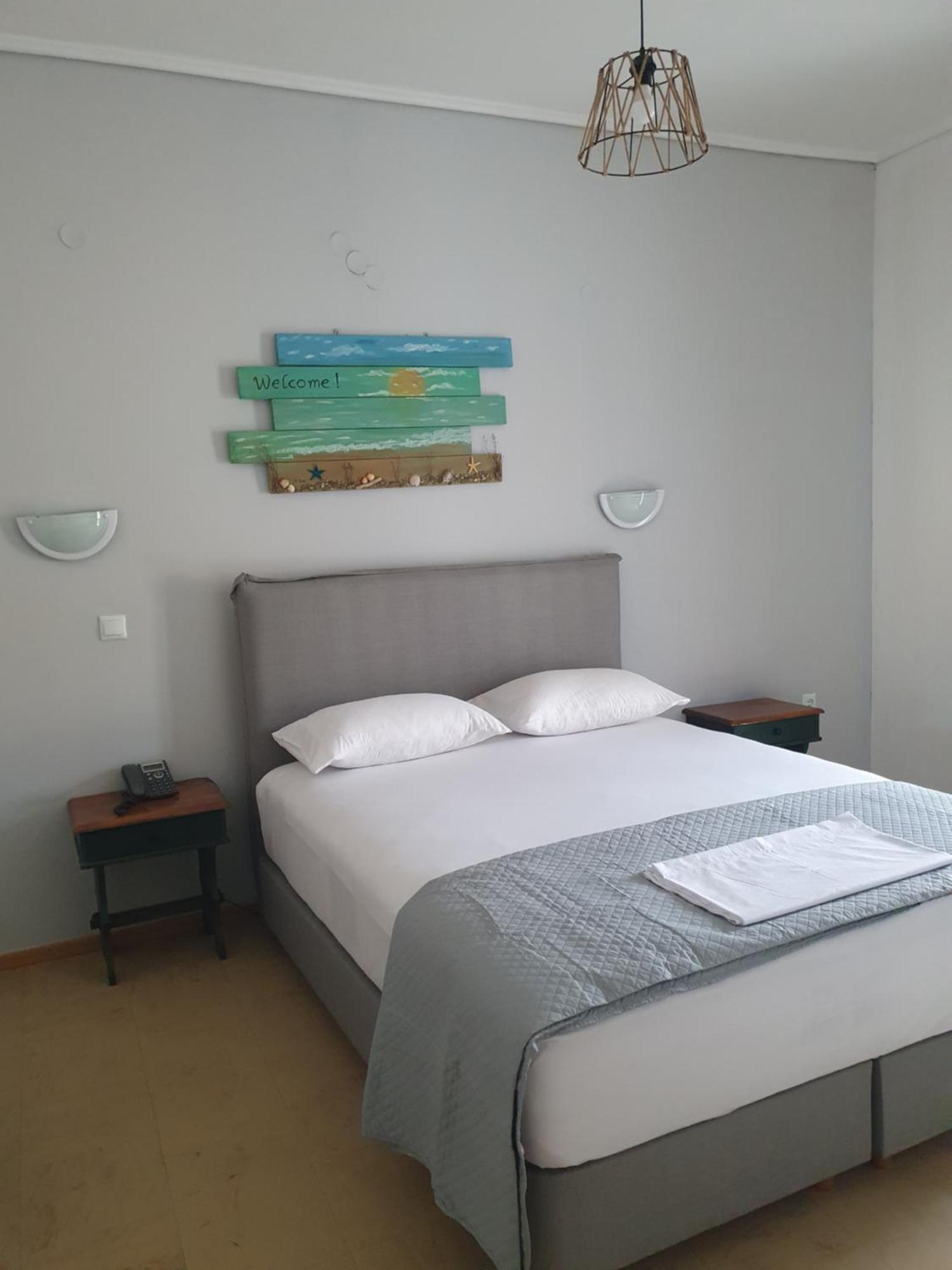 To Kyma Hotel