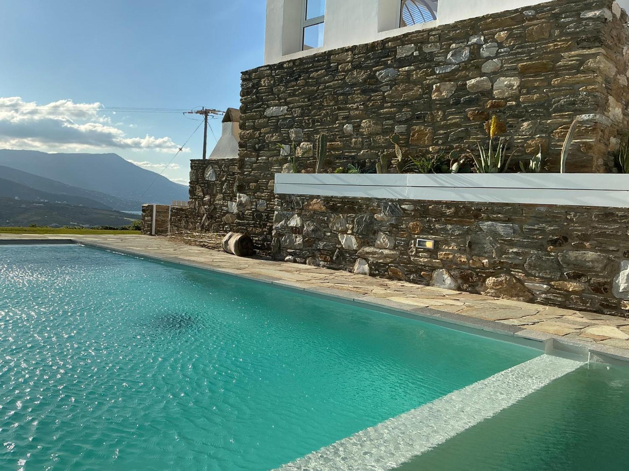 Gorgona, Maison Cycladique
