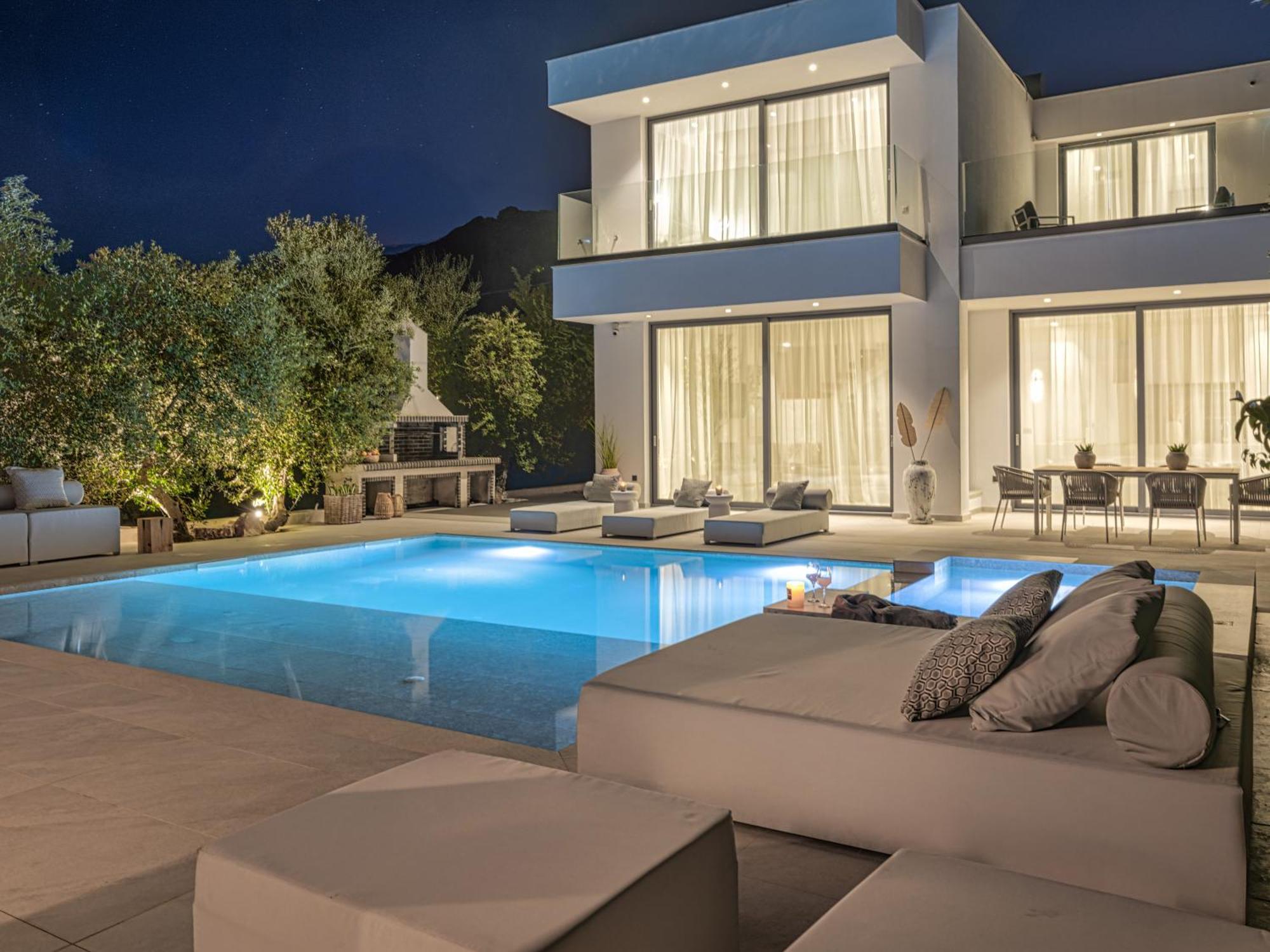 The White Luxury - Private Seaview With Pool By Mana Gers Villa *