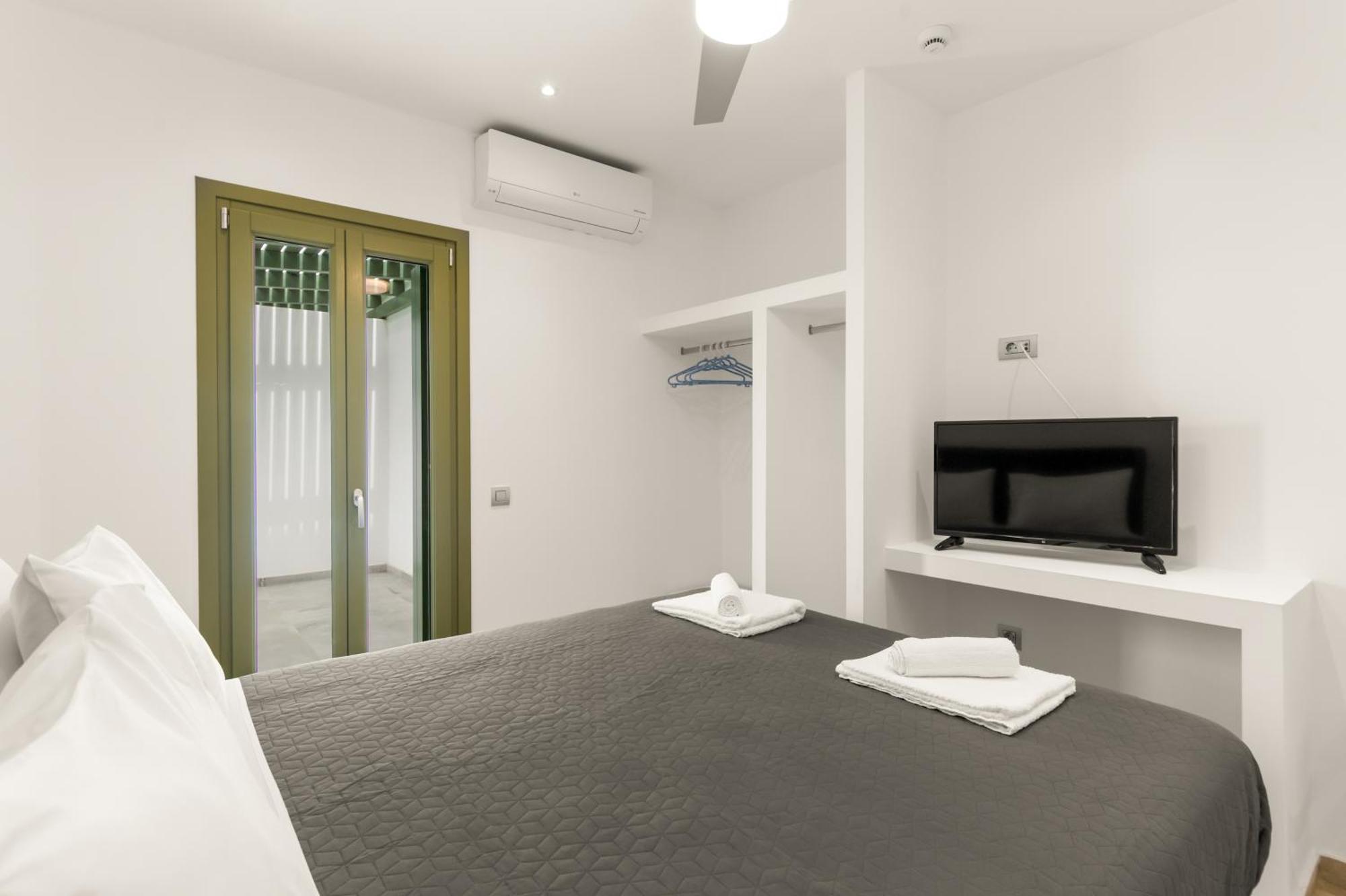 Nostalgia Paros Seaside Apartment *