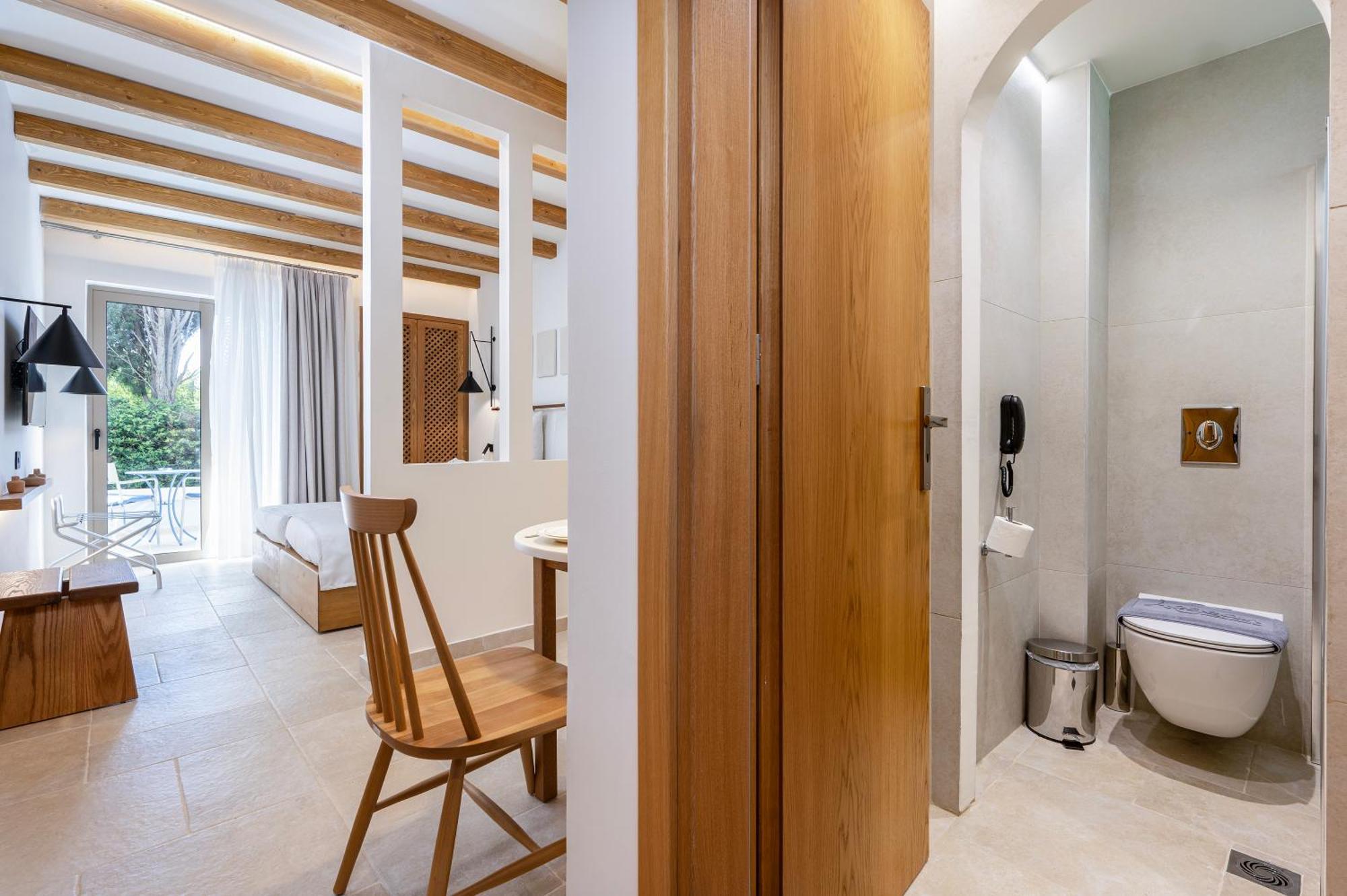 Aegean Aparthotel 4*