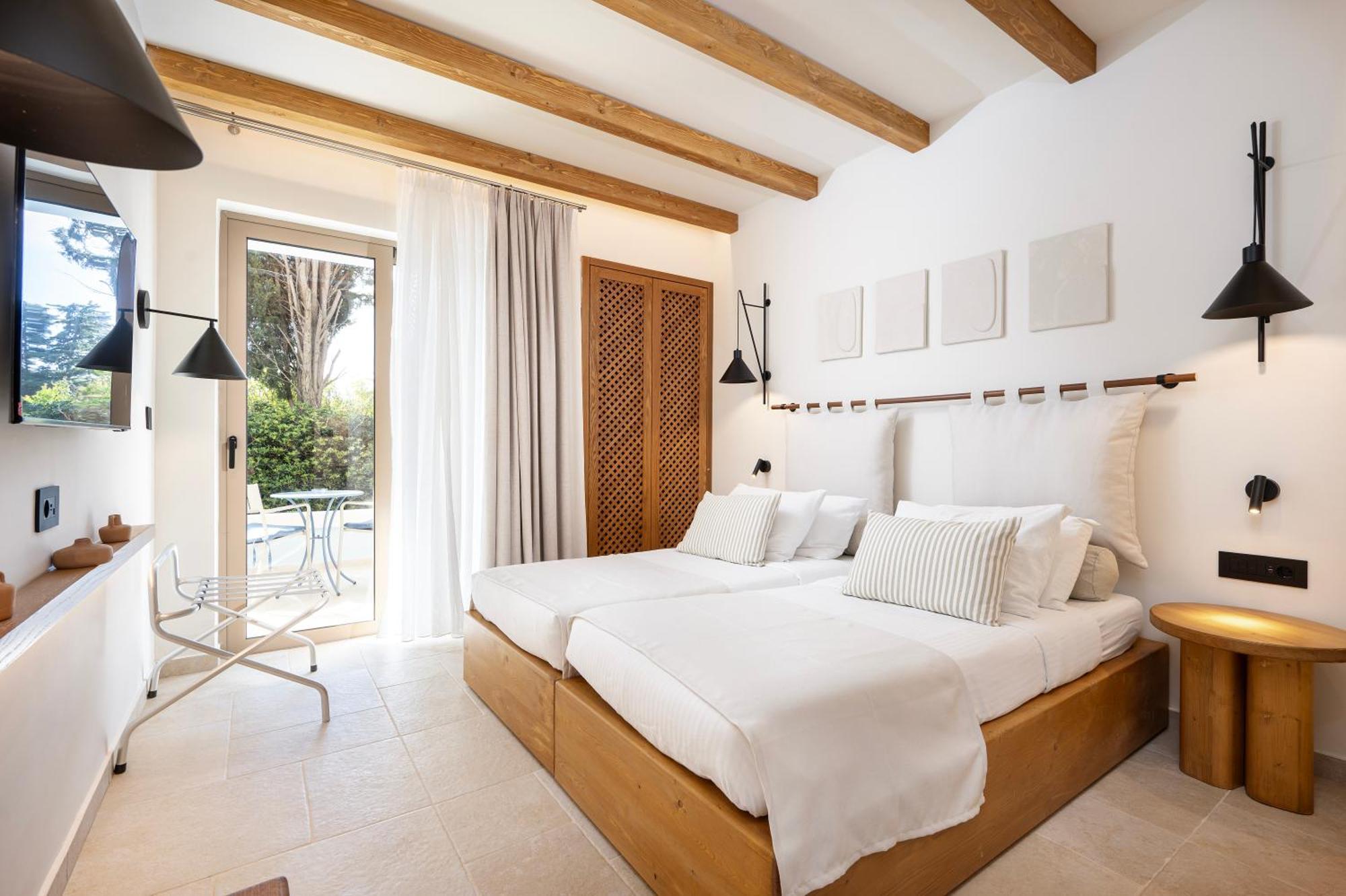 Aparthotel Aegean 4*