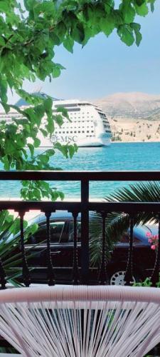CELEBRITY Hotel 2* Argostoli (Kefalonia)