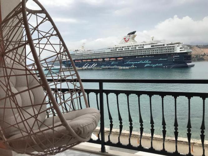 CELEBRITY Hotel Hotel