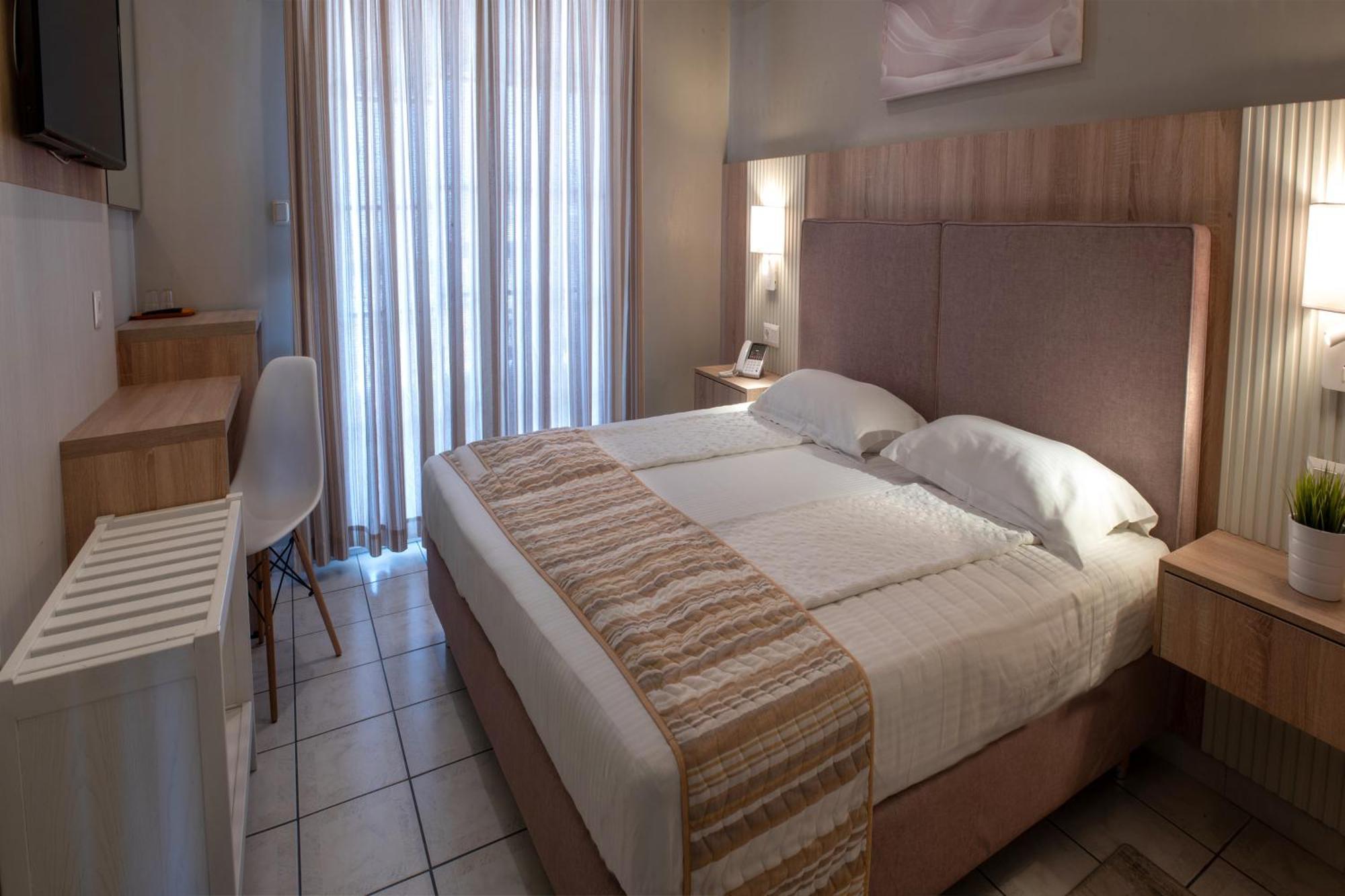 Hotel Strass 3*