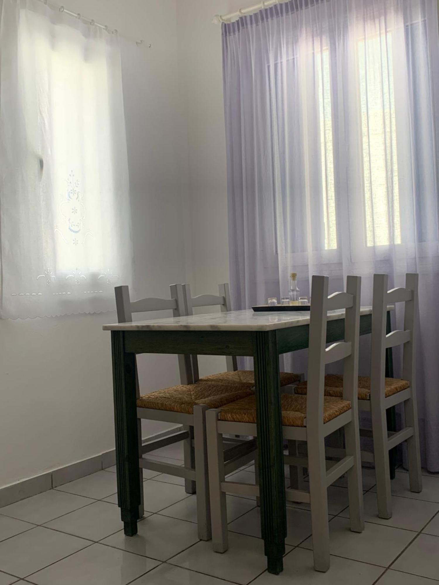 Astra Aparthotel 2*