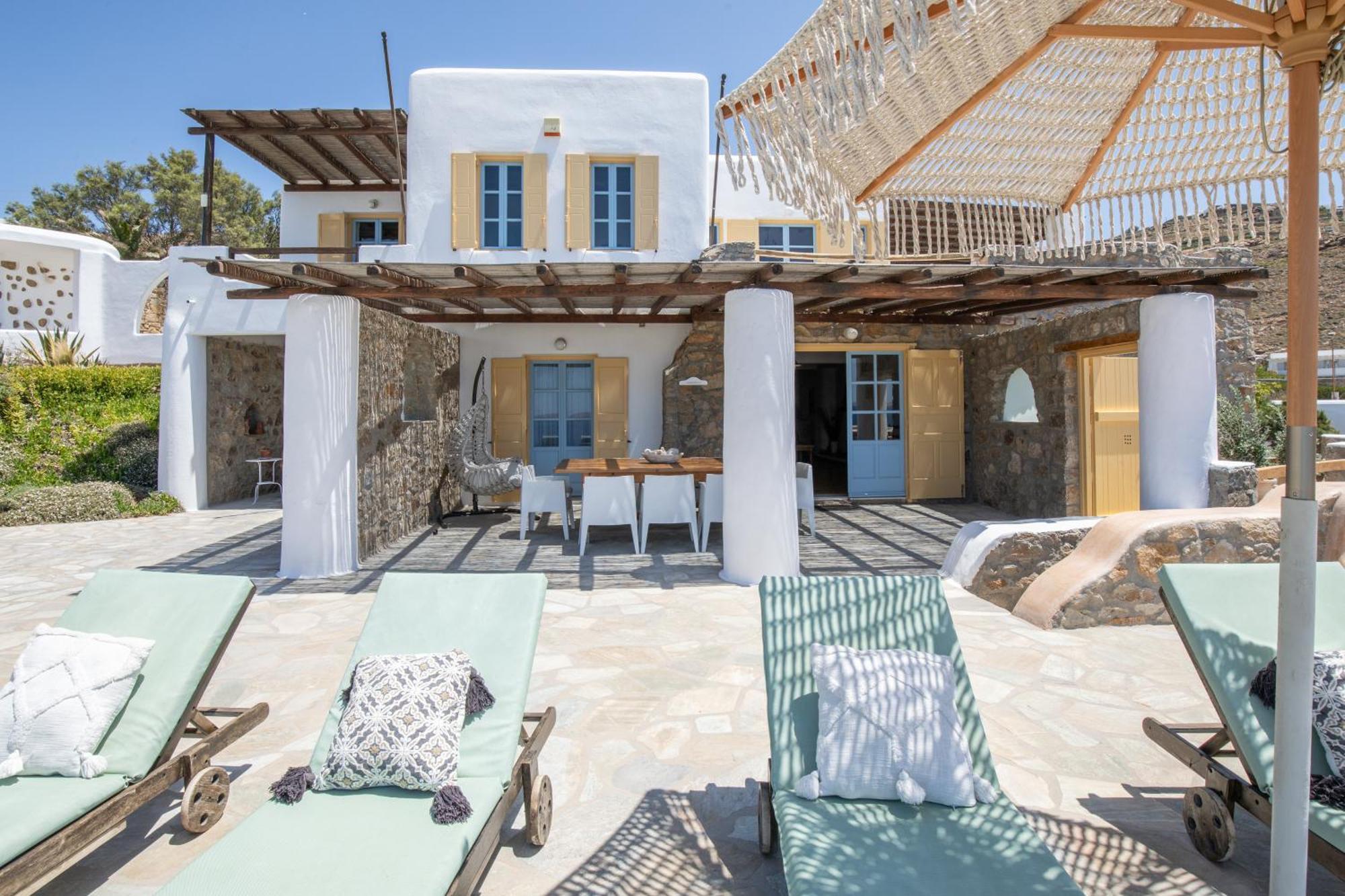 Anerousses Mykonian Traditional Apartment Houlakia (Mykonos)