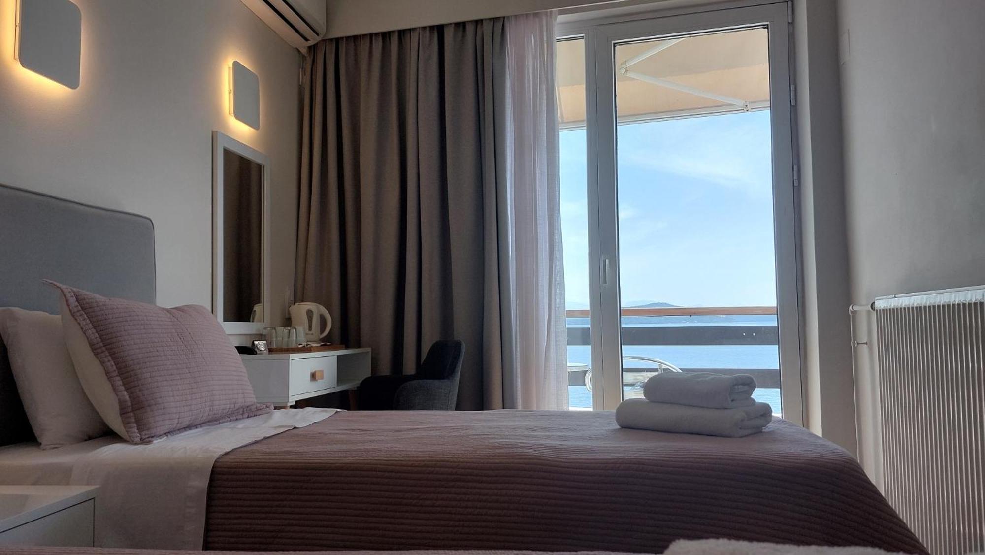 Avra Hotel