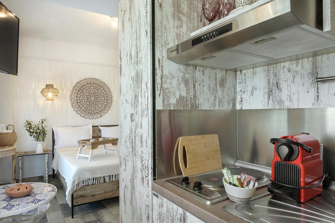 Hotel Meltemi Luxury Nea Roda