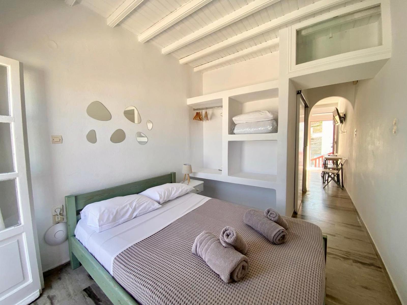 Elenitas Town House With Balcony And Sea View Apartment *
