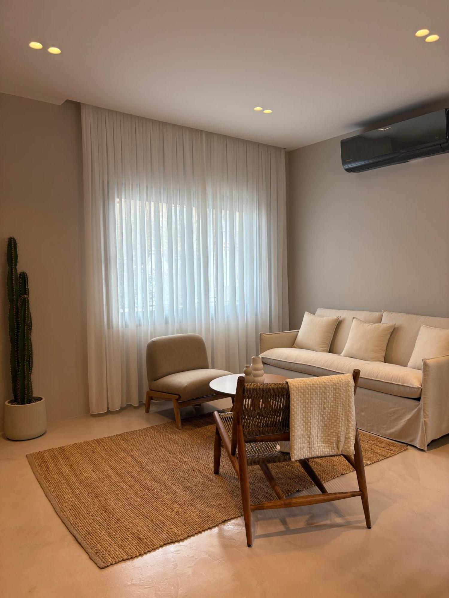Maya Potidea Apartment *
