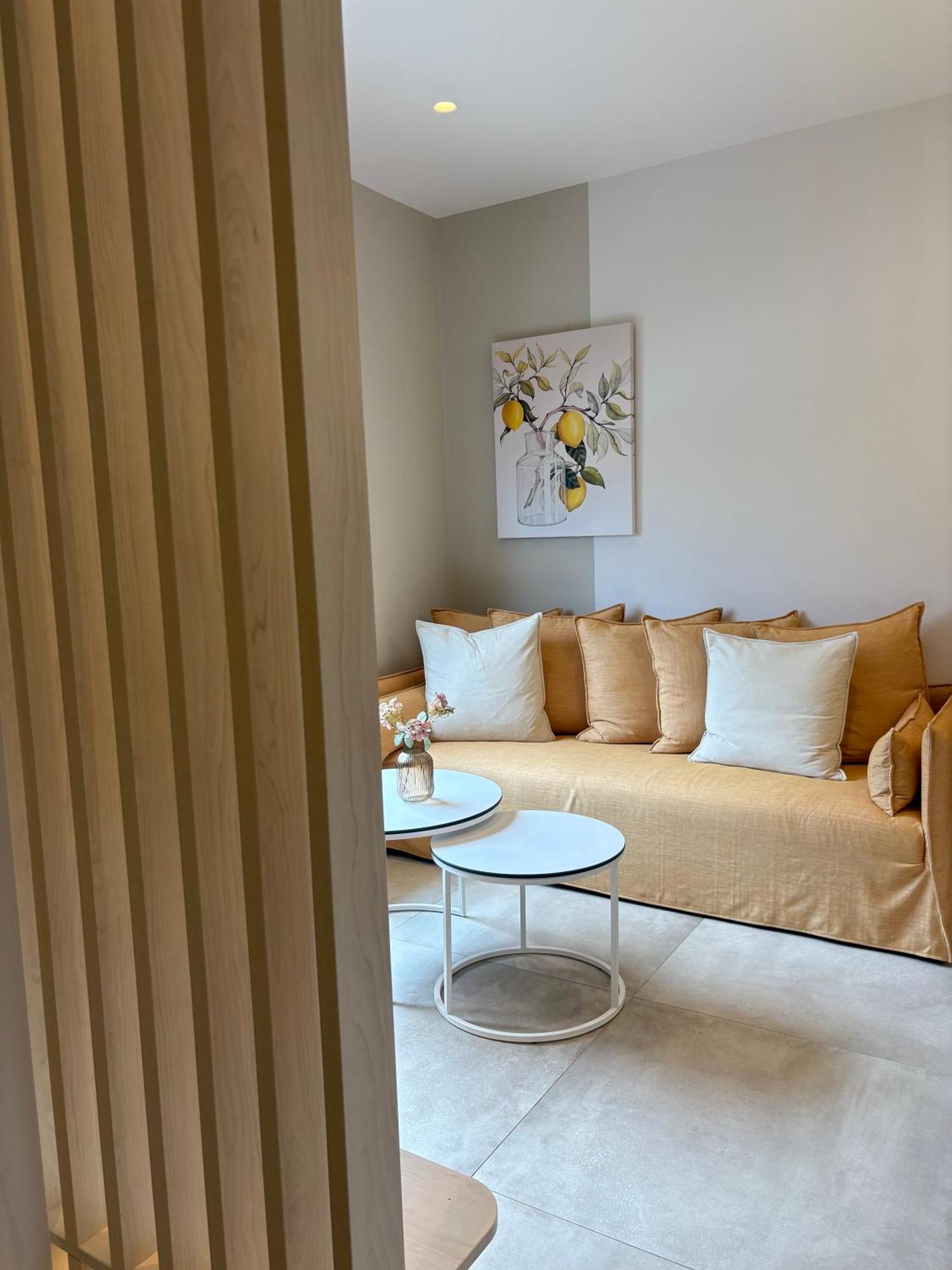 Maya Potidea Apartment *