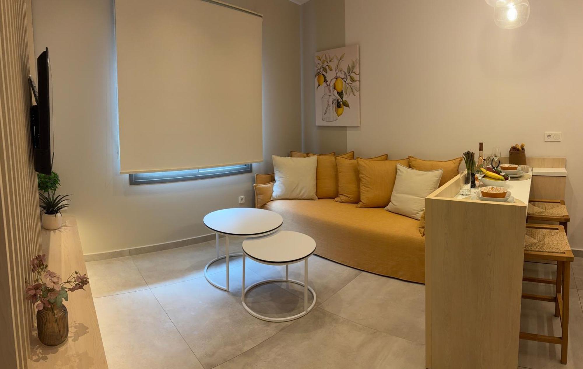 Apartment Maya Potidea *
