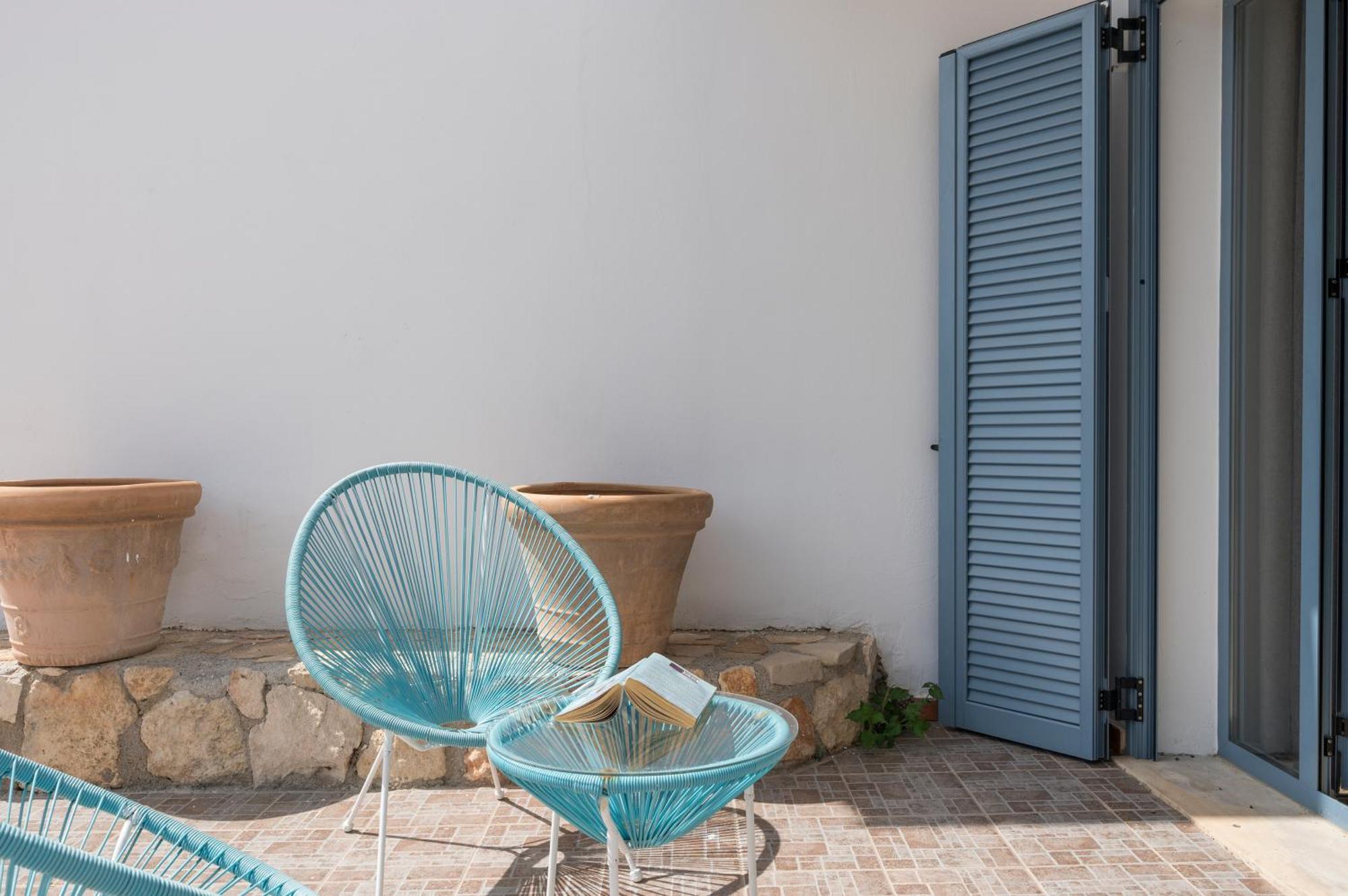 Villa Sea Front *