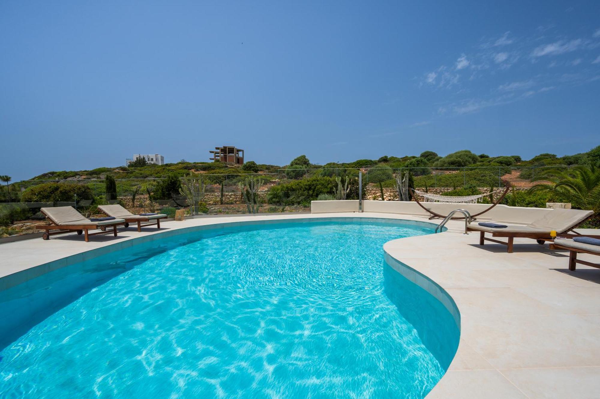 Sea Front Villa *