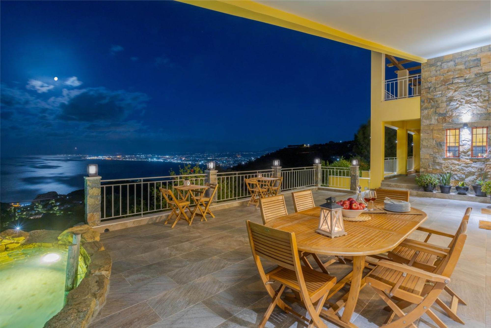 Villa Alexandros *