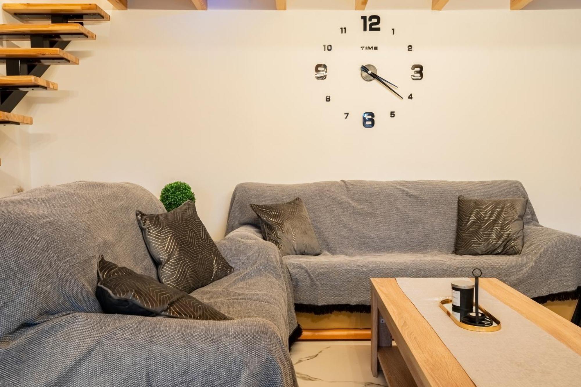 Platanos House Holiday home