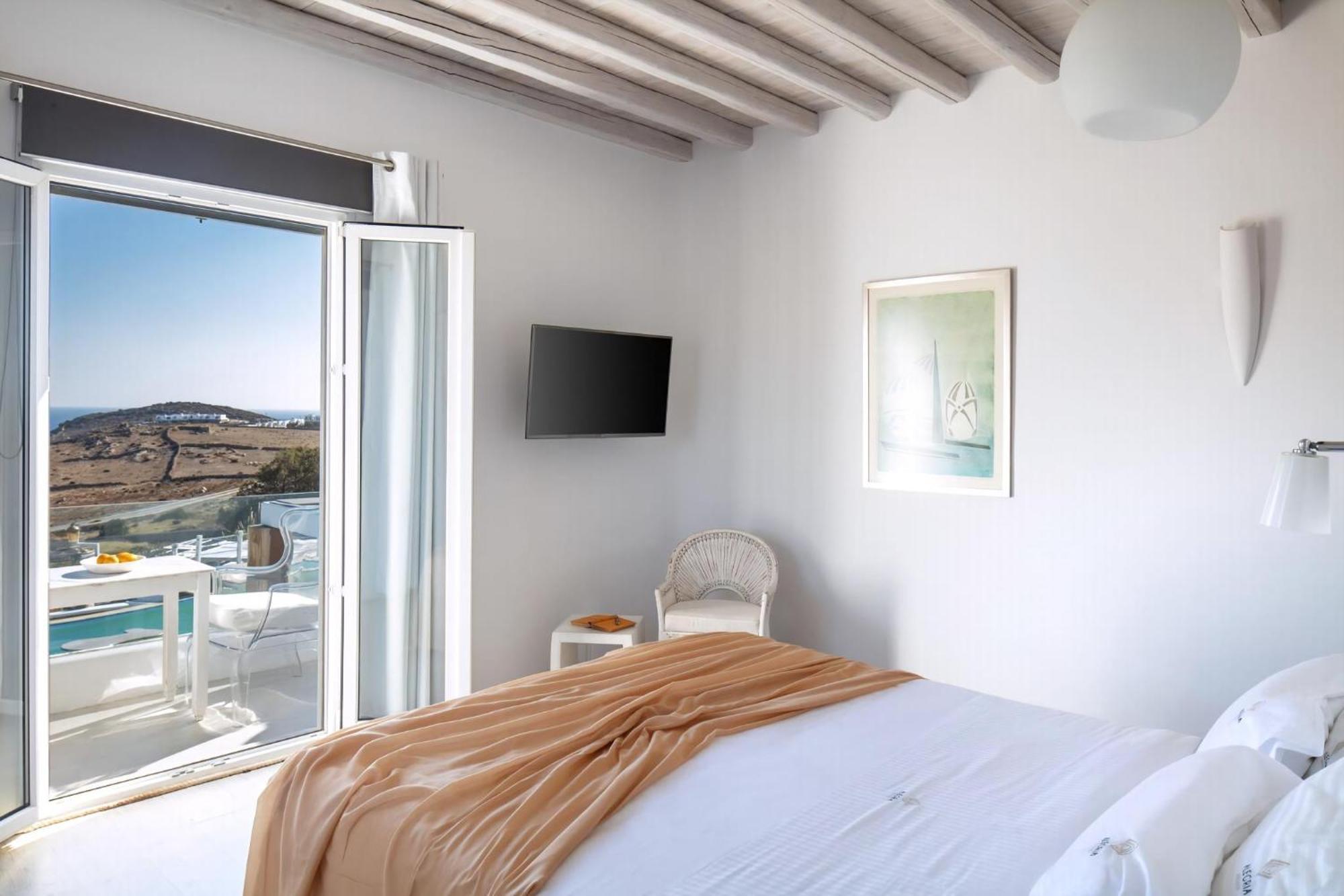 Spectacular 8 Bedrooms Vibhu Private Jacuzzis Infinity Pool Villa *