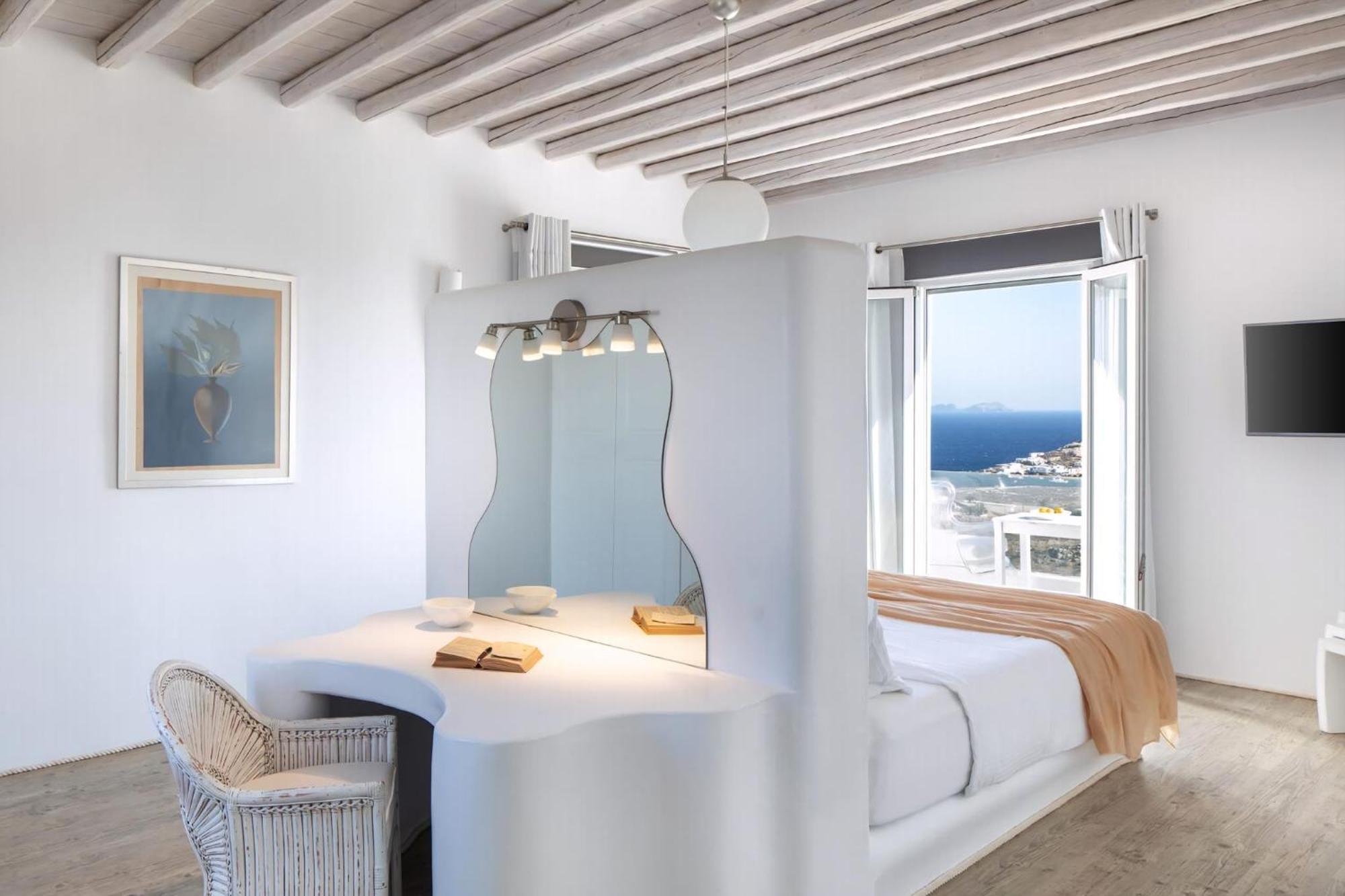 Spectacular 8 Bedrooms Vibhu Private Jacuzzis Infinity Pool *