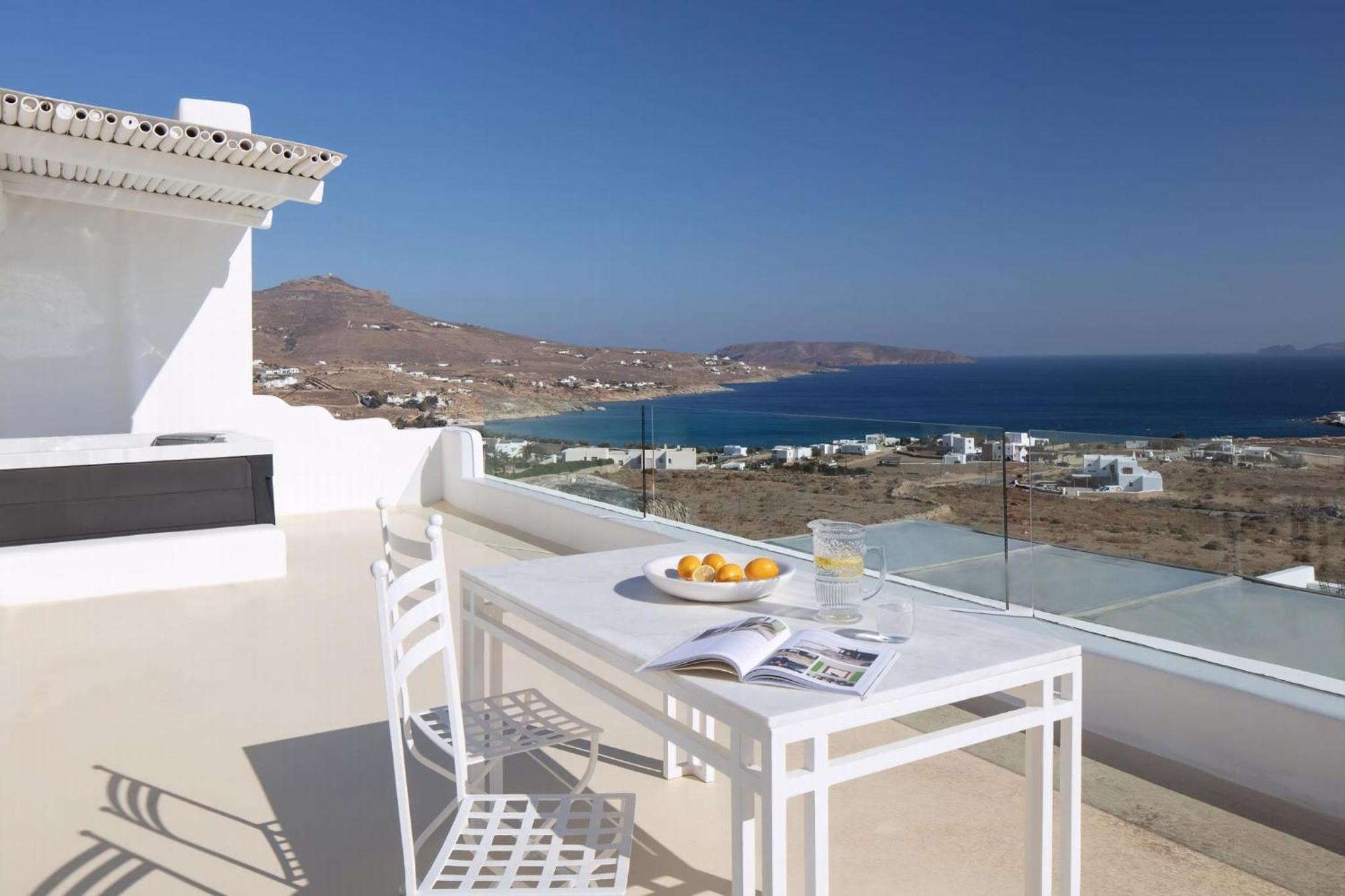 Spectacular 8 Bedrooms Vibhu Private Jacuzzis Infinity Pool Villa