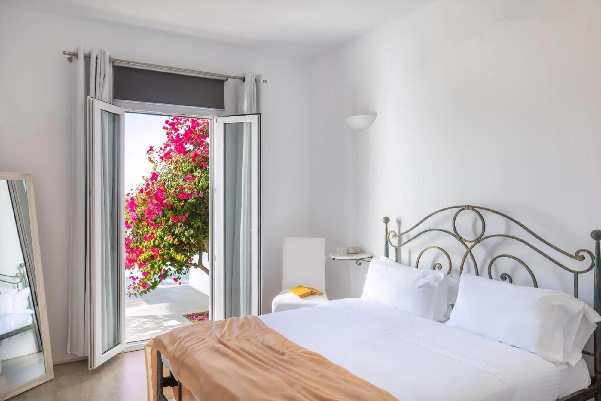 Spectacular 8 Bedrooms Vibhu Private Jacuzzis Infinity Pool Villa