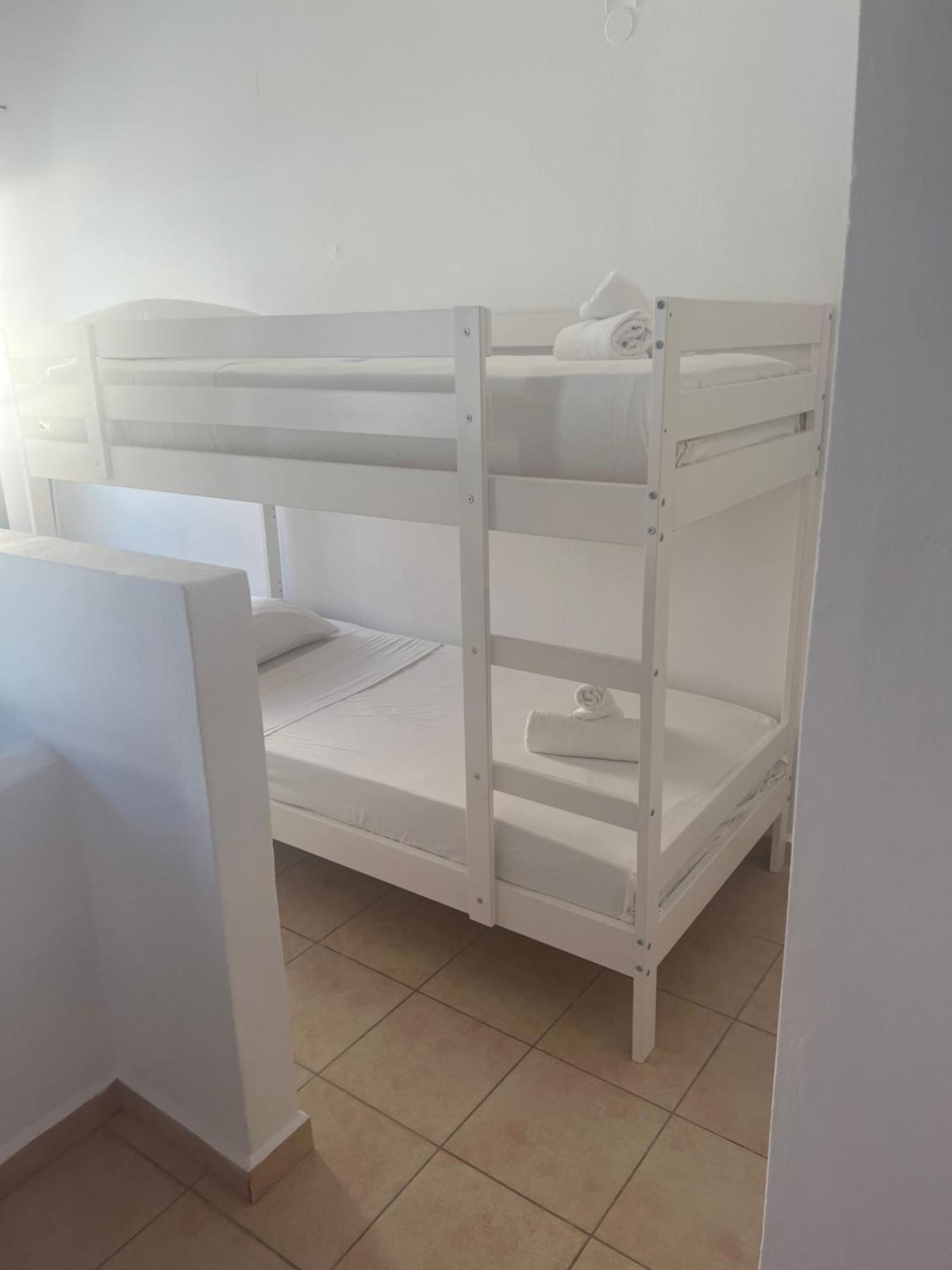 Aparthotel White Island *