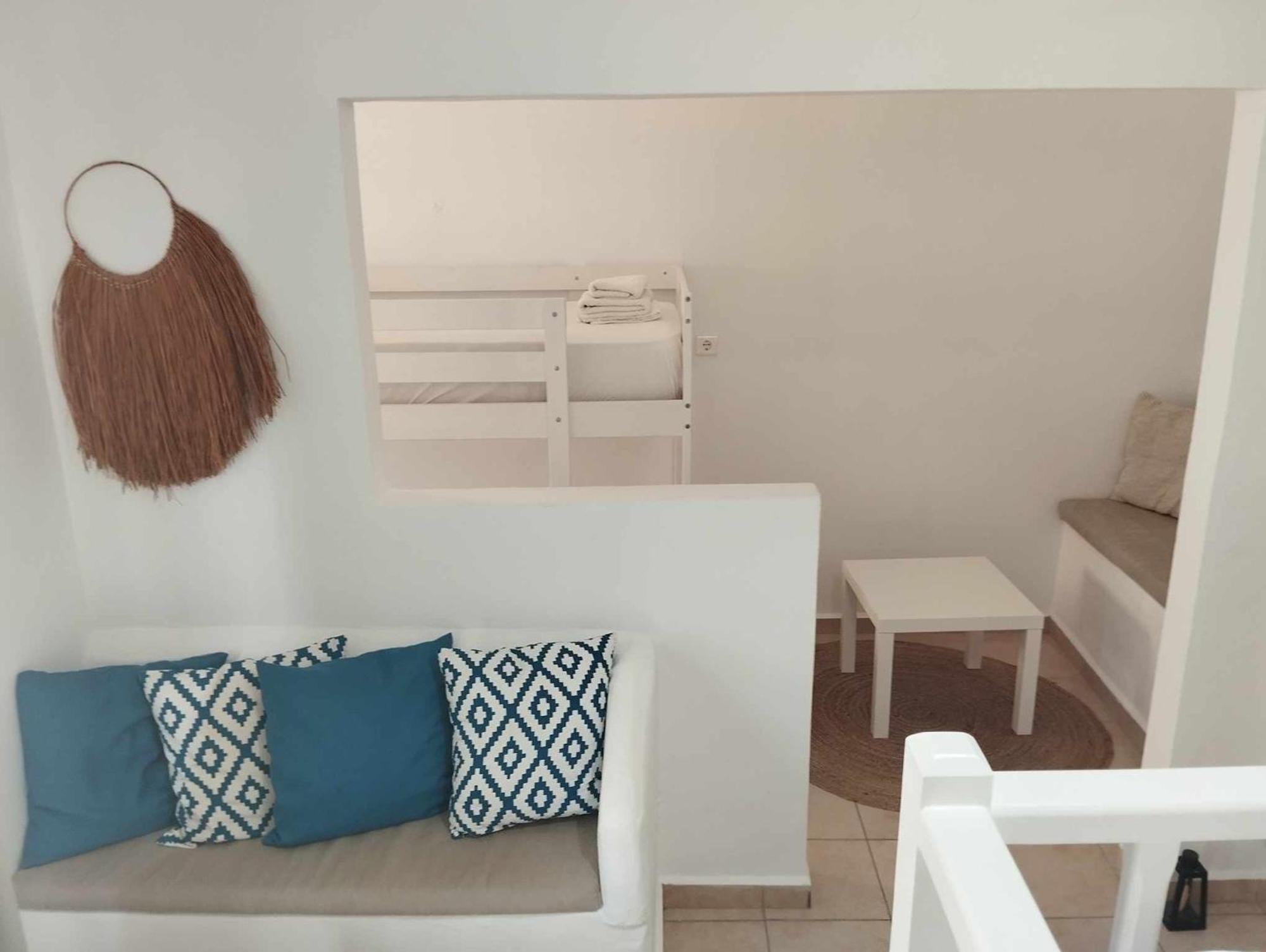 White Island Panteli