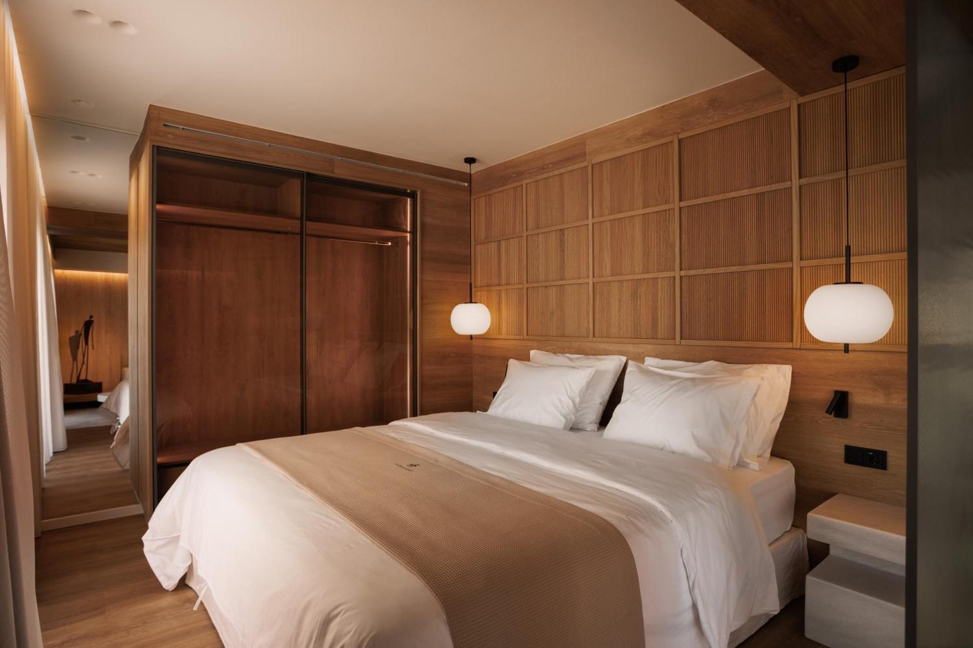 Hotel Laguna Coast Resort, Small Luxury Of The World 5*
